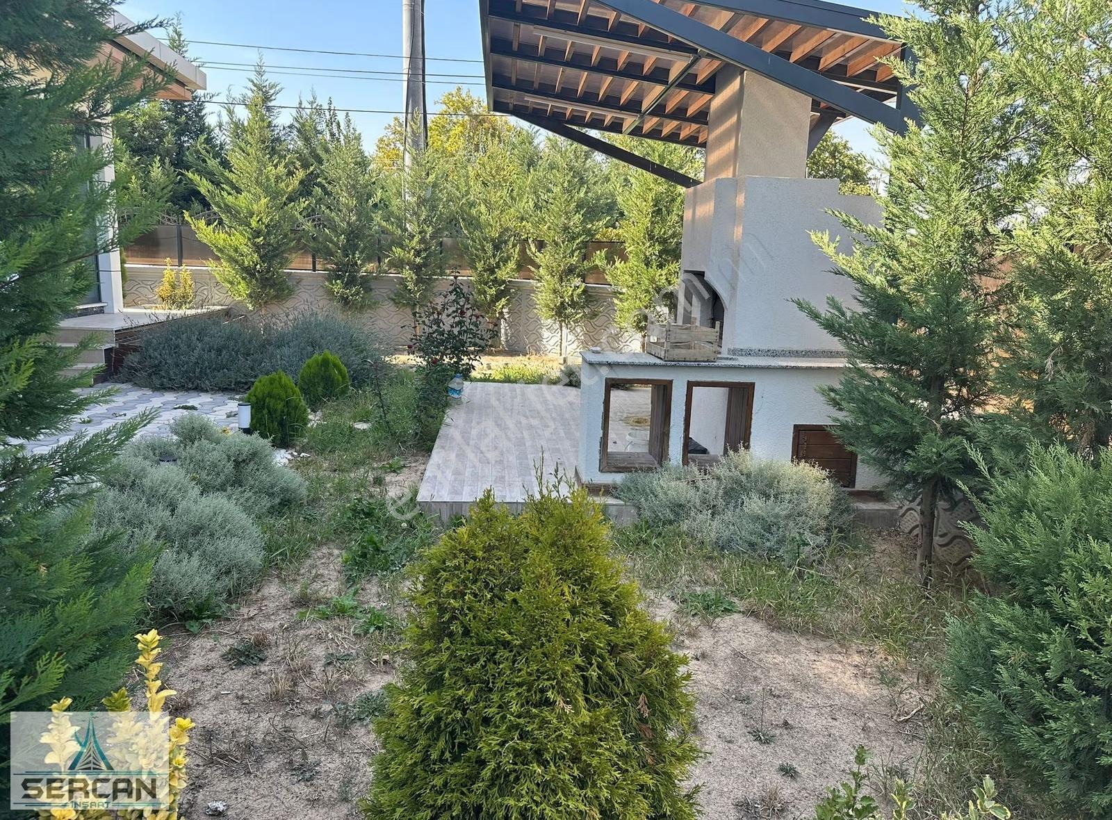 Karahüyükte Hatıp Caddesi Üzerinde 5.5+1 Geniş Müstakil Villa - Görsel 26