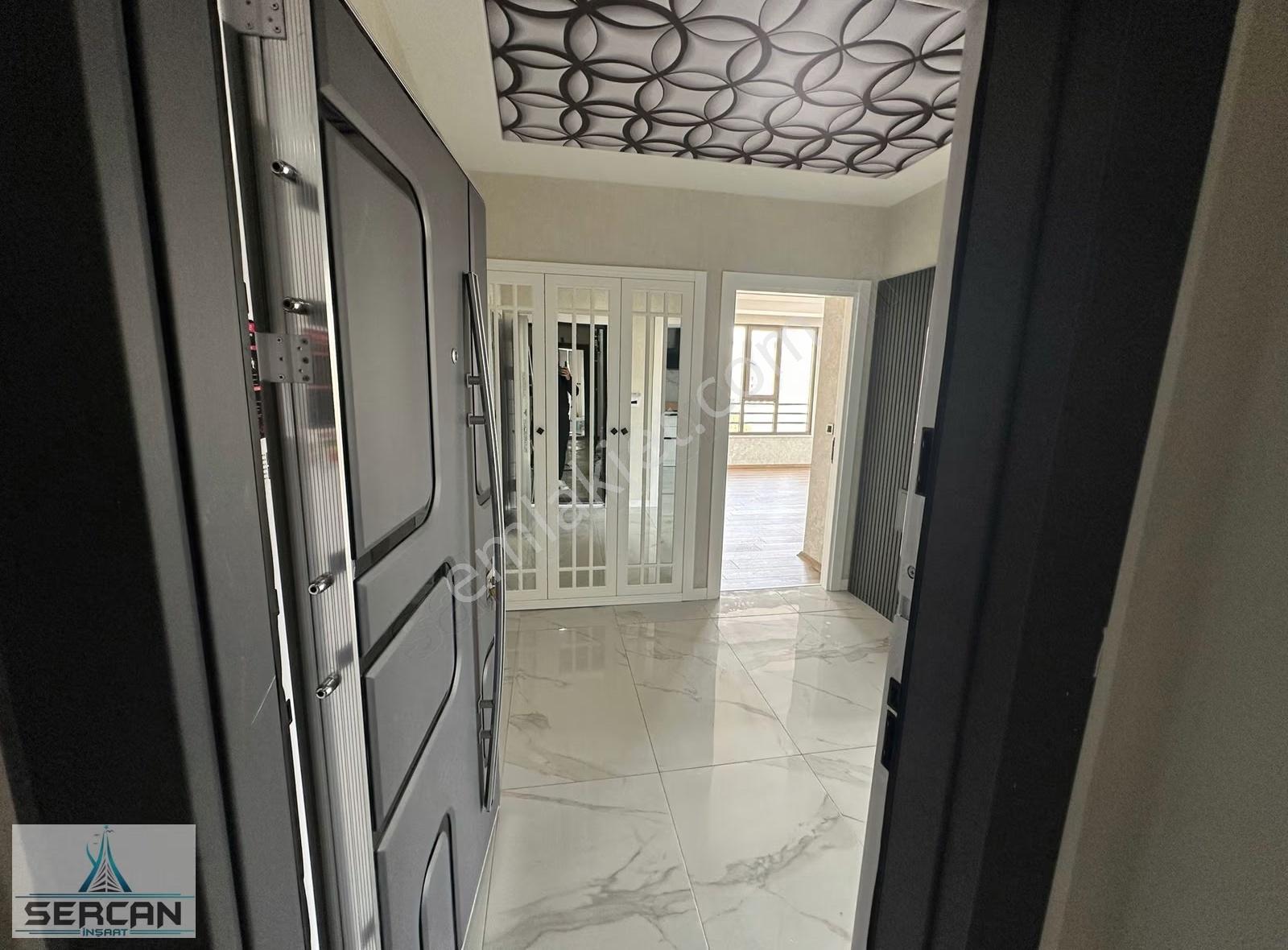 Uluğbey Mahallesi Alpaslan Caddesine Cephe 3+1 Lüx Daire - Görsel 6