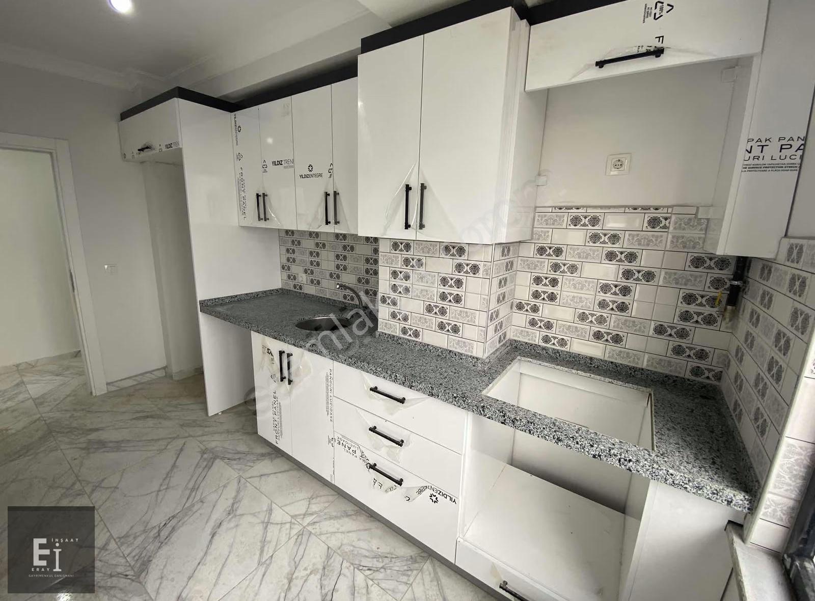 Eray Emlak'tan Satılık Arakat 2+1 85m2 Göl Manzaralı - Görsel 14