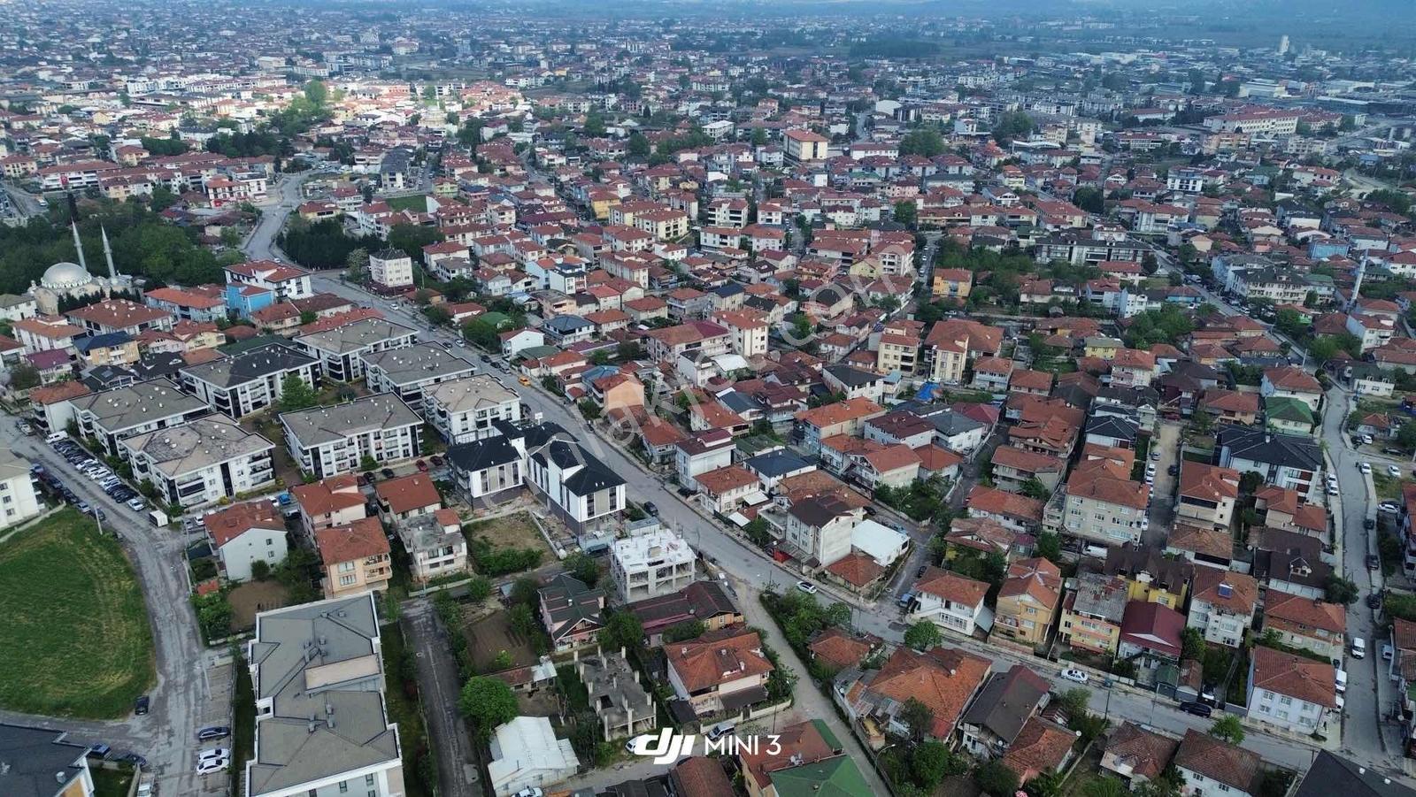 Remax Desıgn Yağcılar Mah./ 2+1 Asansörlü Otoparklı Cam Balkonlu - Görsel 30