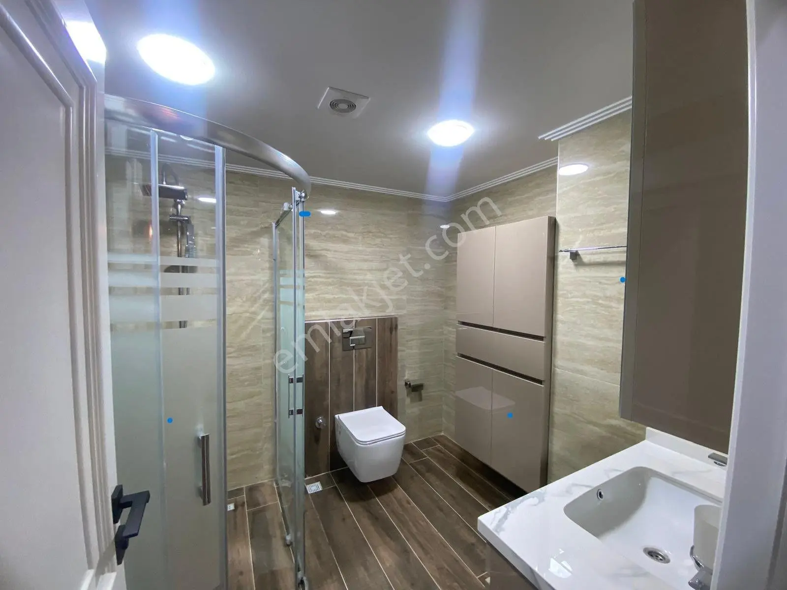 Mersin Denize Sıfır Konumda Site İçinde Satılık 4+1 Daire - Görsel 24