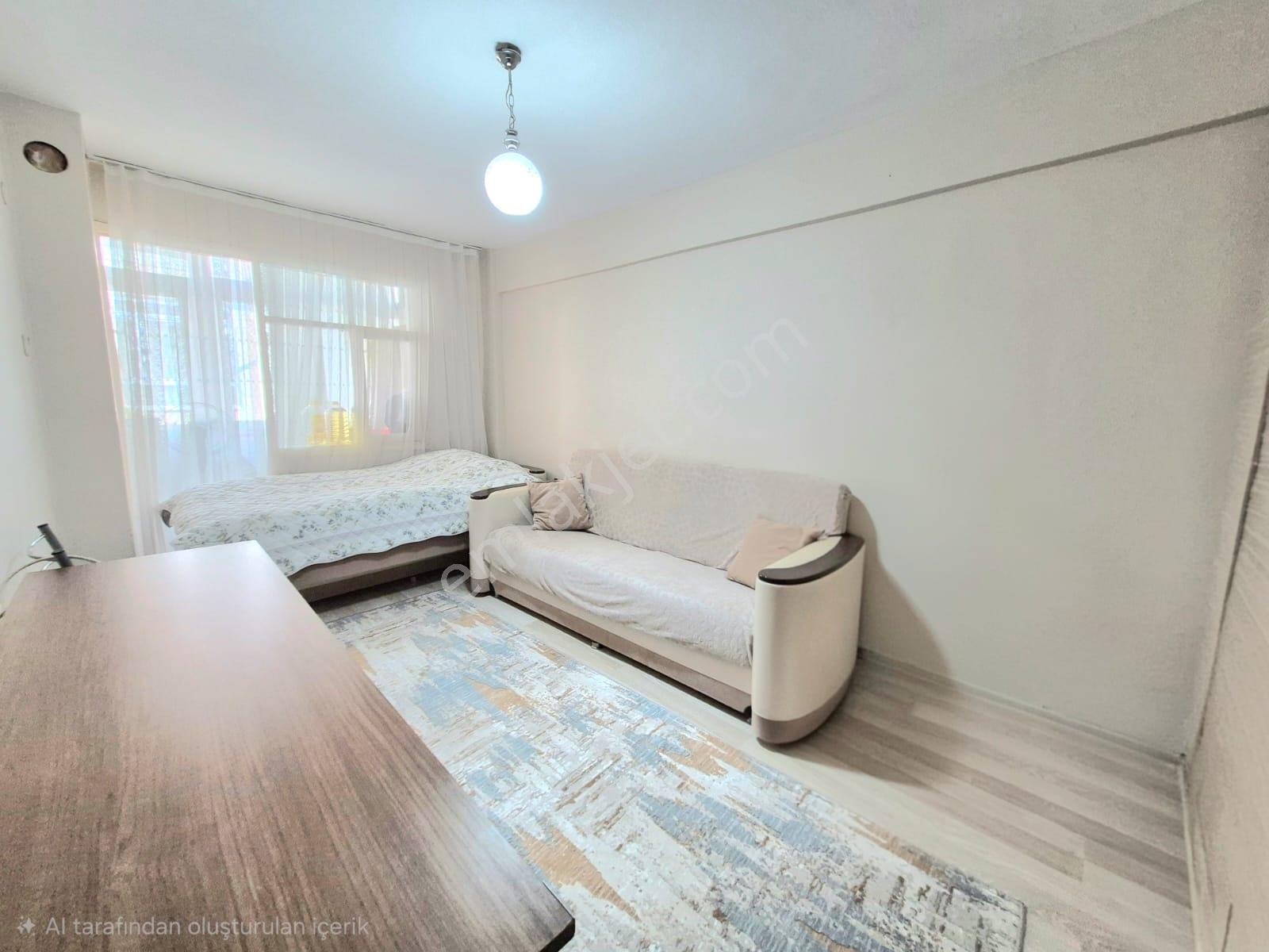 K.yaka Bahariye Mah. Cadde Üzeri Çift Balkon Yapalı 2+1 120 M2 - Görsel 12