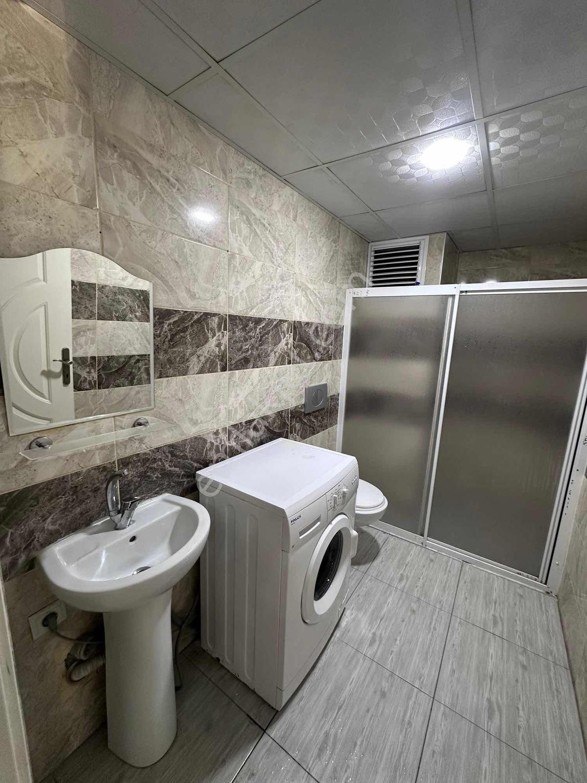 Üniversite'ye 5 Dk Yürüme Mesafesinde 1+1 50m2 Arakat Balkonlu - Görsel 14