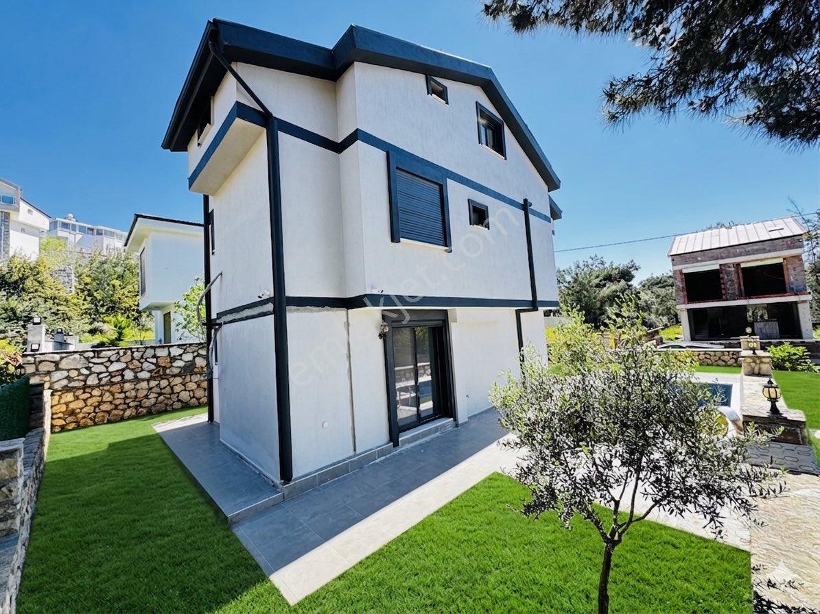 Akbükte Doga İle İçiçe 4+1 Müstakil Villa - Görsel 4
