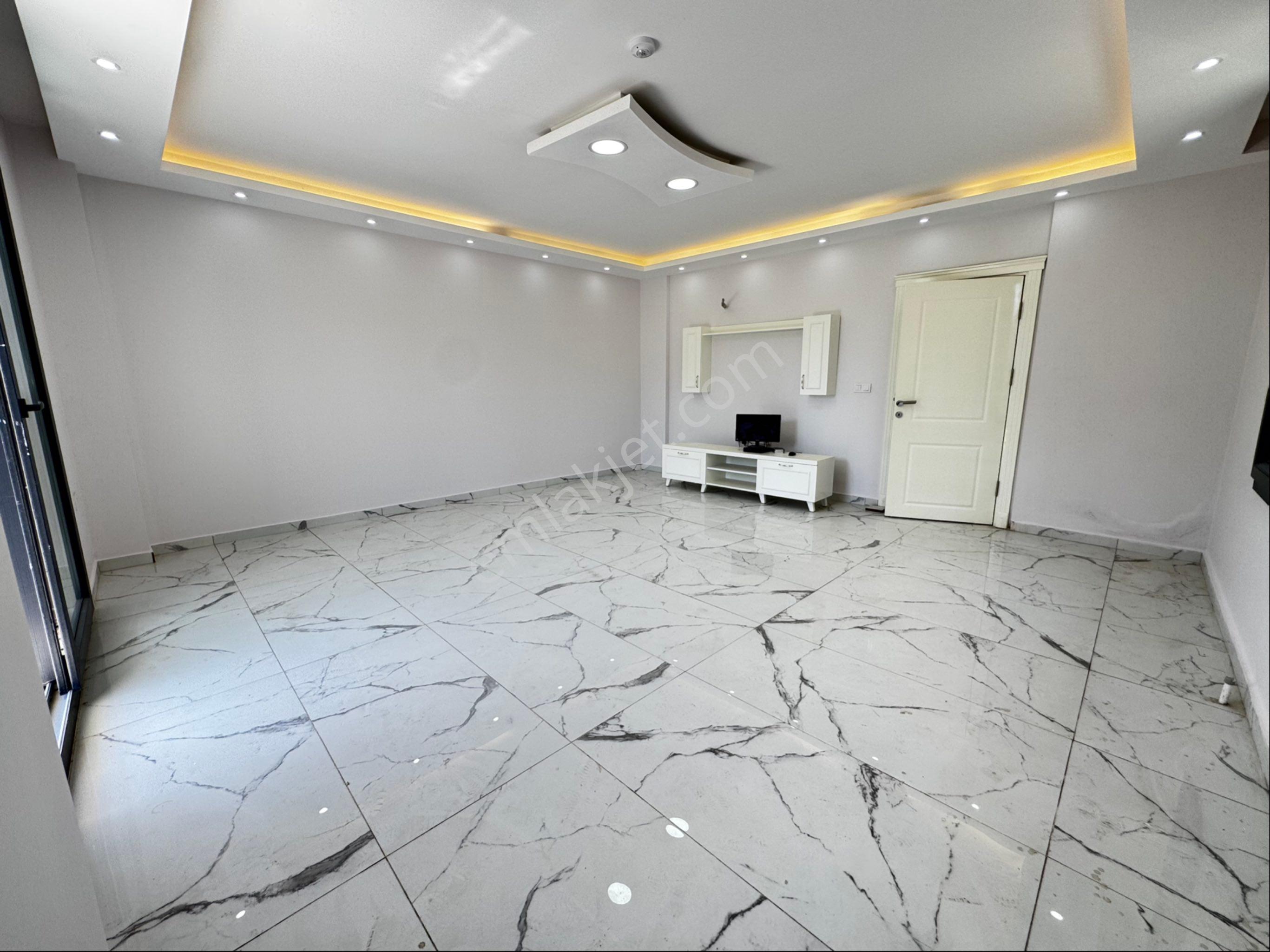 Akbükte Doga İle İçiçe 4+1 Müstakil Villa - Görsel 16