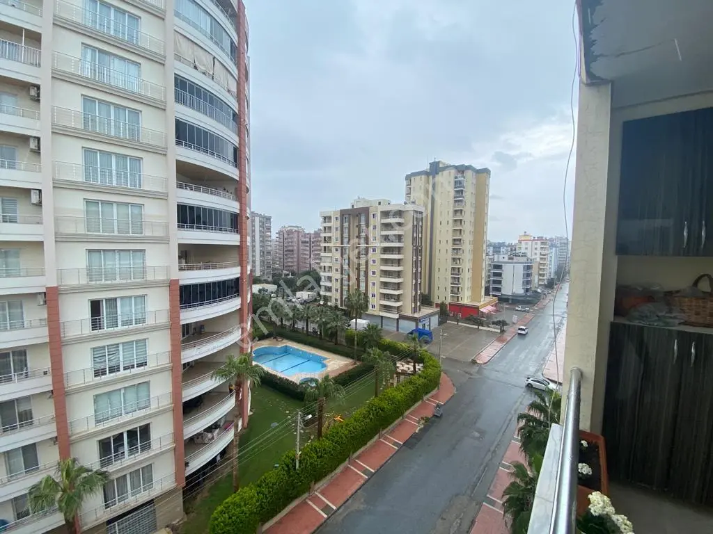 Mersin Mezitli Menderes Mah. Satılık 2+1 Daire