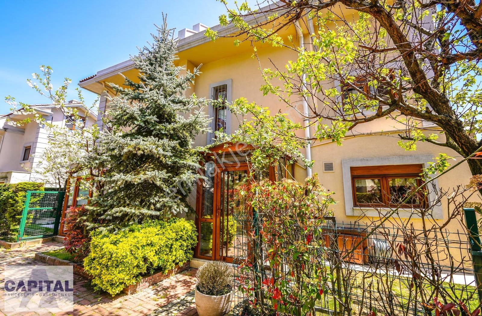 Bahçeşehir Kuzu Spradon Evleri Muhteşem Konumlu Fourlex Villa - Görsel 18