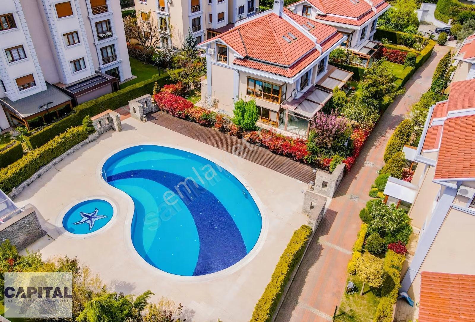 Bahçeşehir Kuzu Spradon Evleri Muhteşem Konumlu Fourlex Villa - Görsel 16