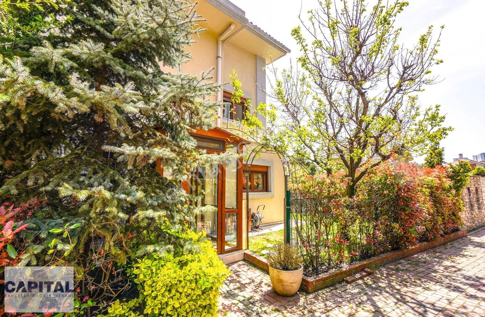 Bahçeşehir Kuzu Spradon Evleri Muhteşem Konumlu Fourlex Villa - Görsel 33