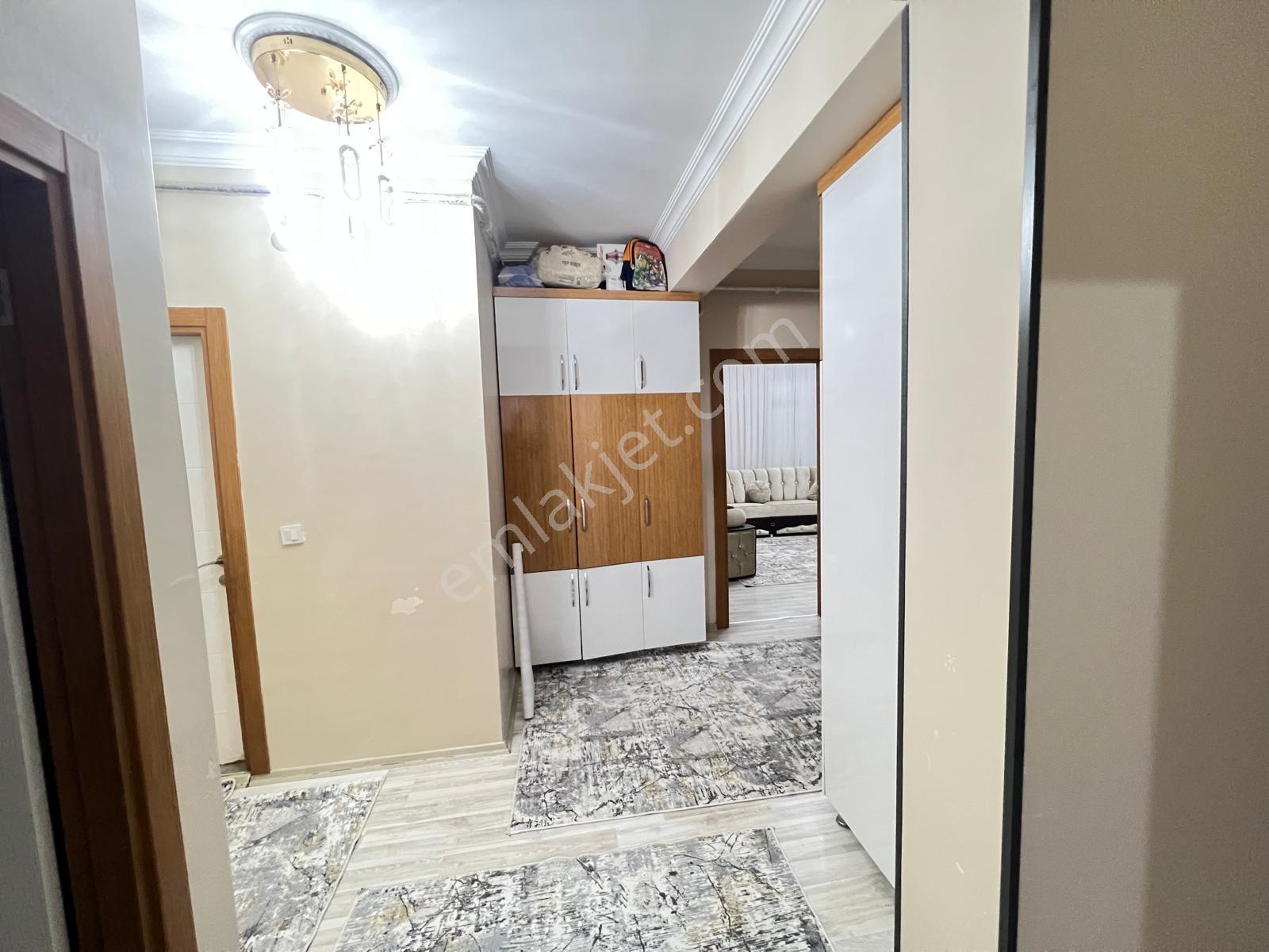 Incom Lıne Gayrimenkul Satıyor 2+1 Geniş Aile Dairesi Fabrika Mahallesi - Görsel 17
