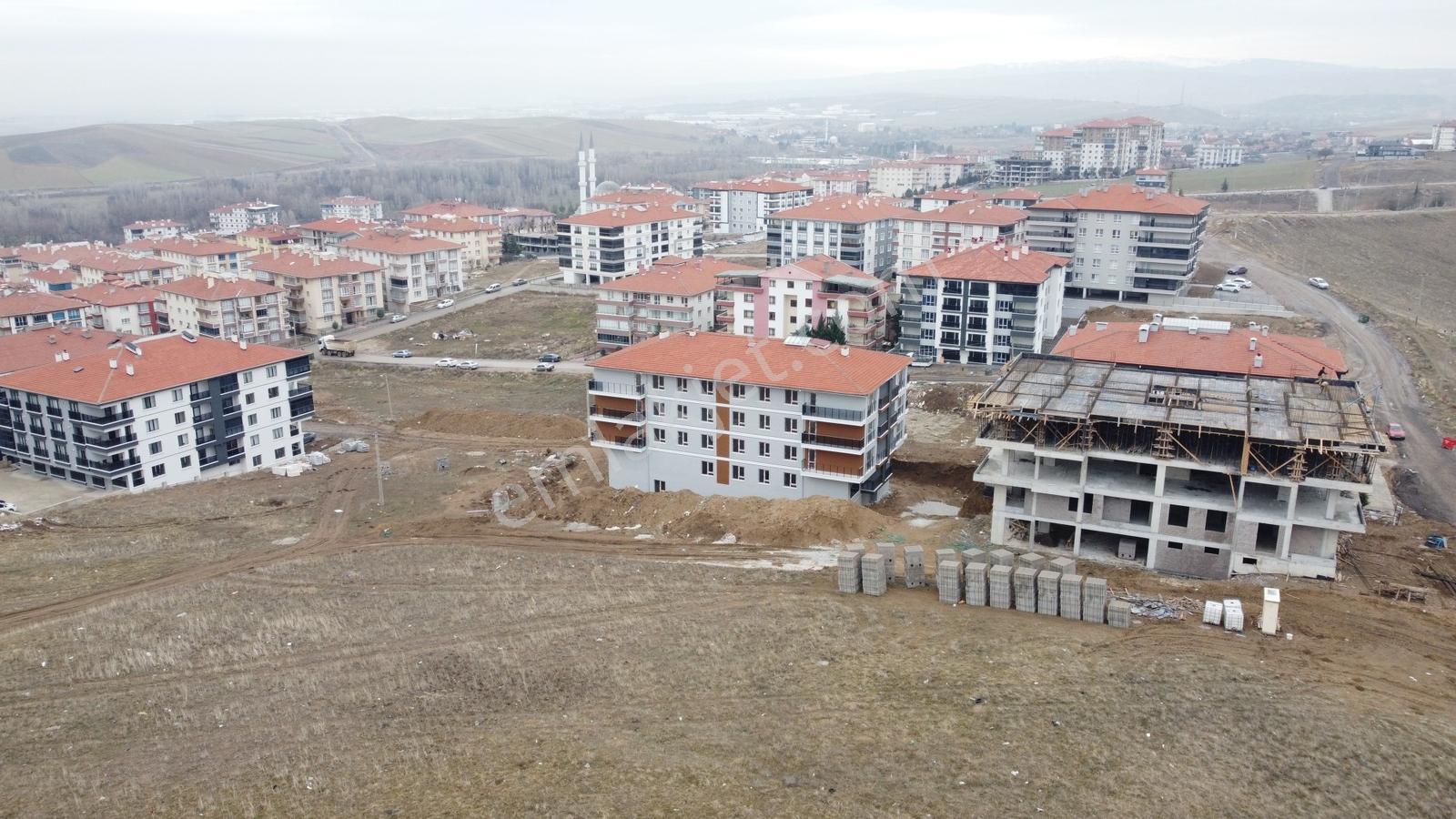 *altınova Da Yüksek Kat İmarlı Bi Daire Getirili Şehrin İçinde* - Görsel 23
