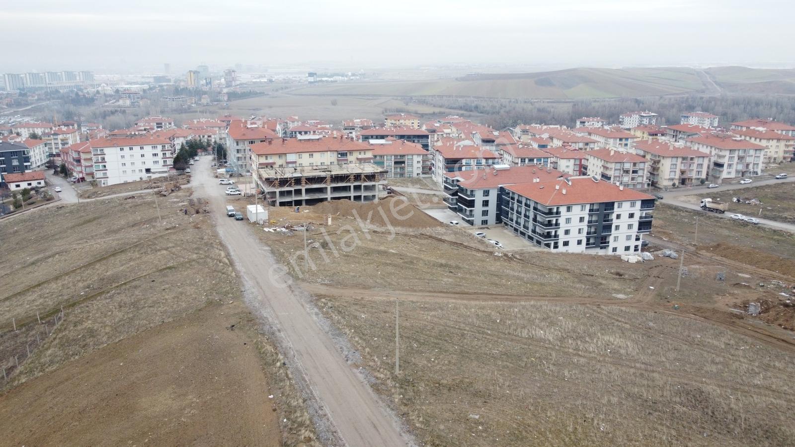 *altınova Da Yüksek Kat İmarlı Bi Daire Getirili Şehrin İçinde* - Görsel 27