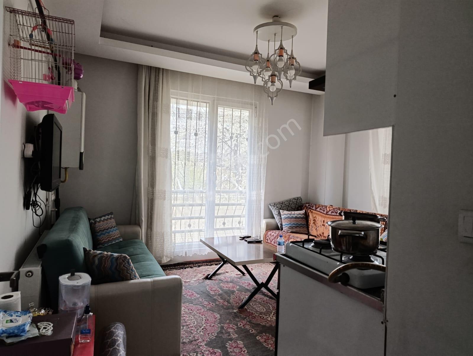 Hazar Çok Acil Adliye'ye Yakın Full Eşyalı Kullanışlı 1+1 - Görsel 2