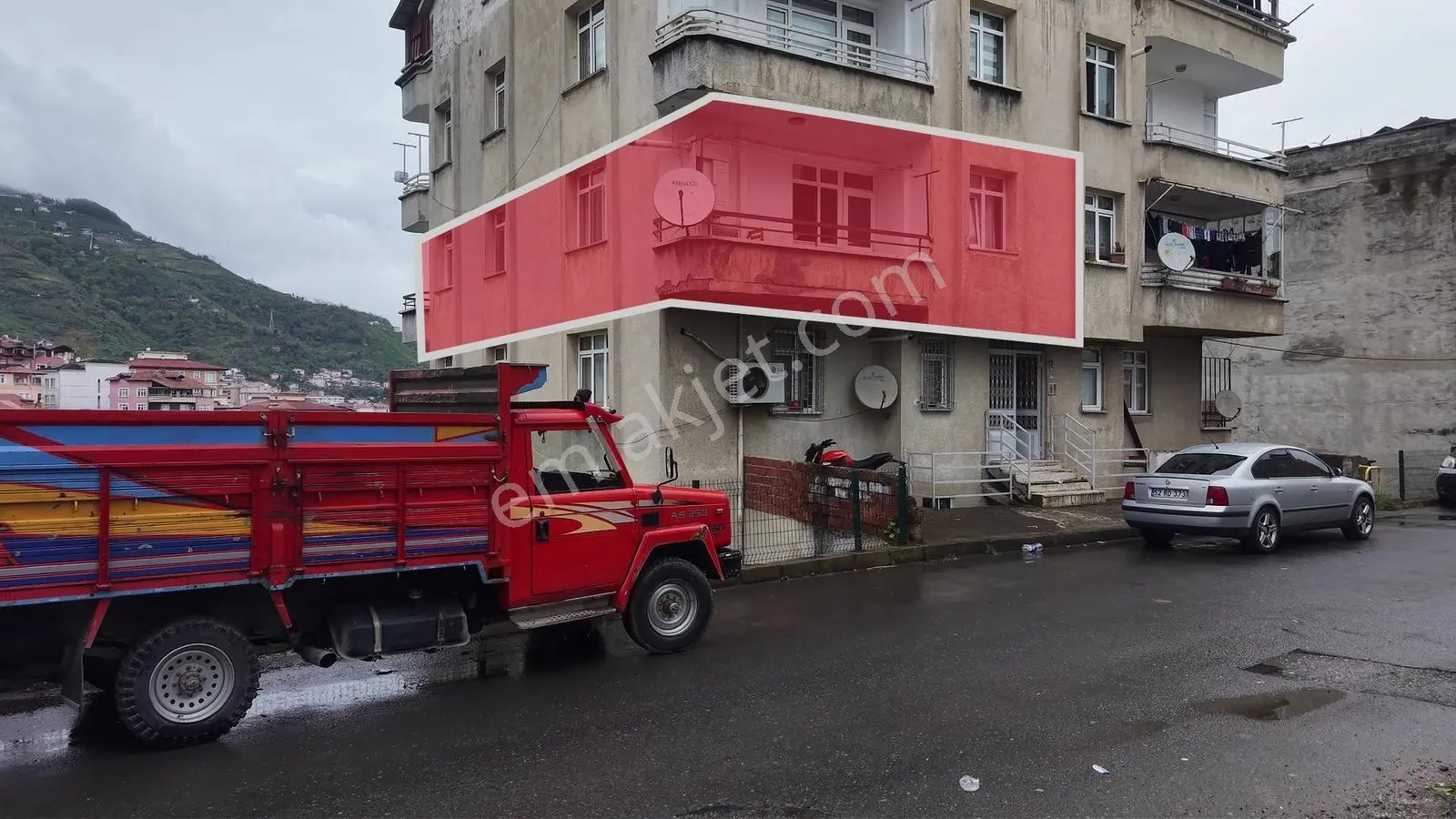 Bucak Mahallesinde Geniş Kullanımlı - Satılık 2+1 Daire