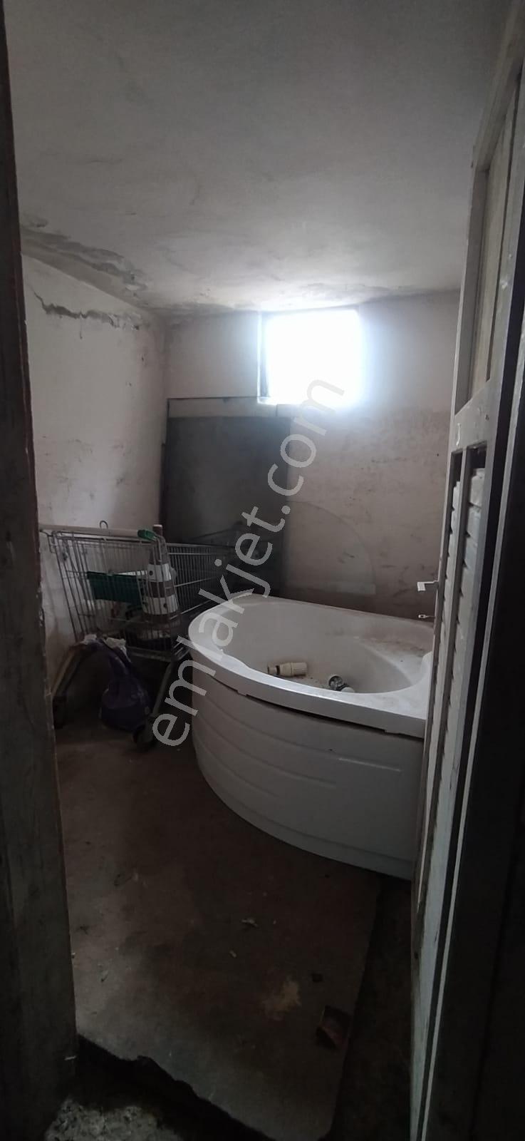 Alanya Çıplaklı'da Çıplaklı Kavşağında Satılık 150 M2 Müstakil Giriş Dükkan - Görsel 8