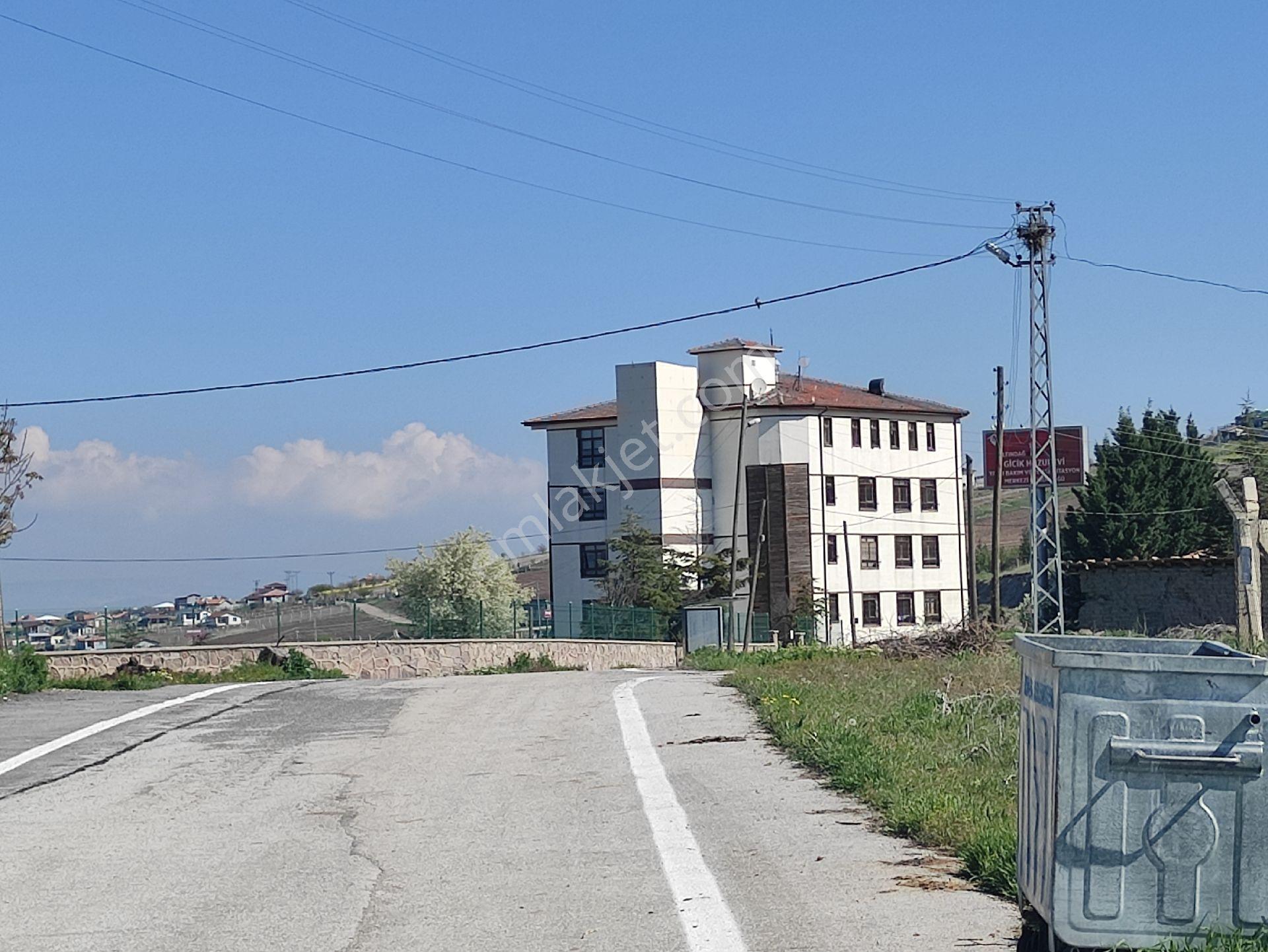 Gicikte İmarlı Tek Tapu 936 M2 Satılık Arsa Hilal Emlaktan - Görsel 19