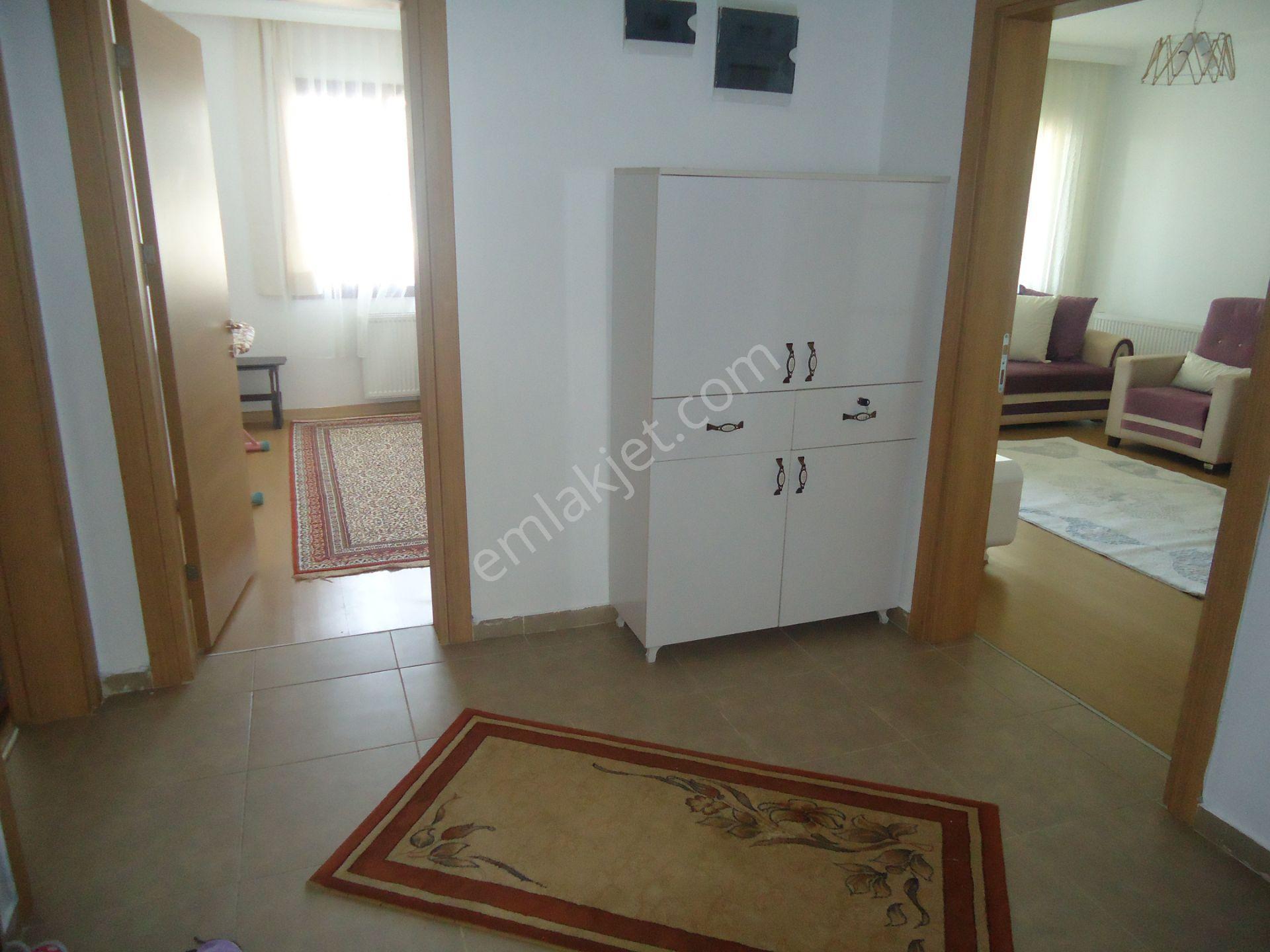 Krc'den Full Eşyalı Memur Kiracılı Satılık 2+1 Daire - Görsel 4
