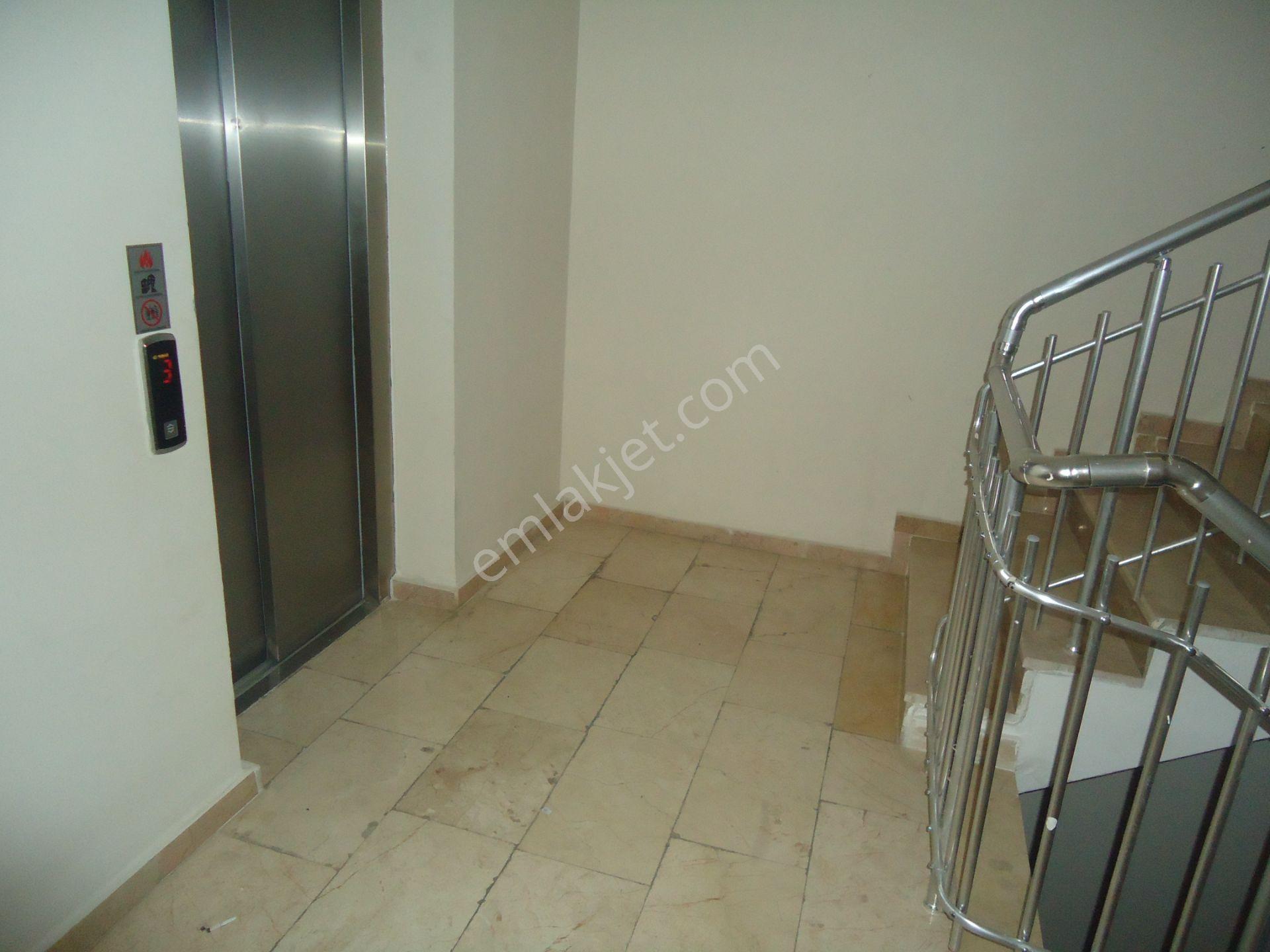 Krc'den Full Eşyalı Memur Kiracılı Satılık 2+1 Daire - Görsel 3