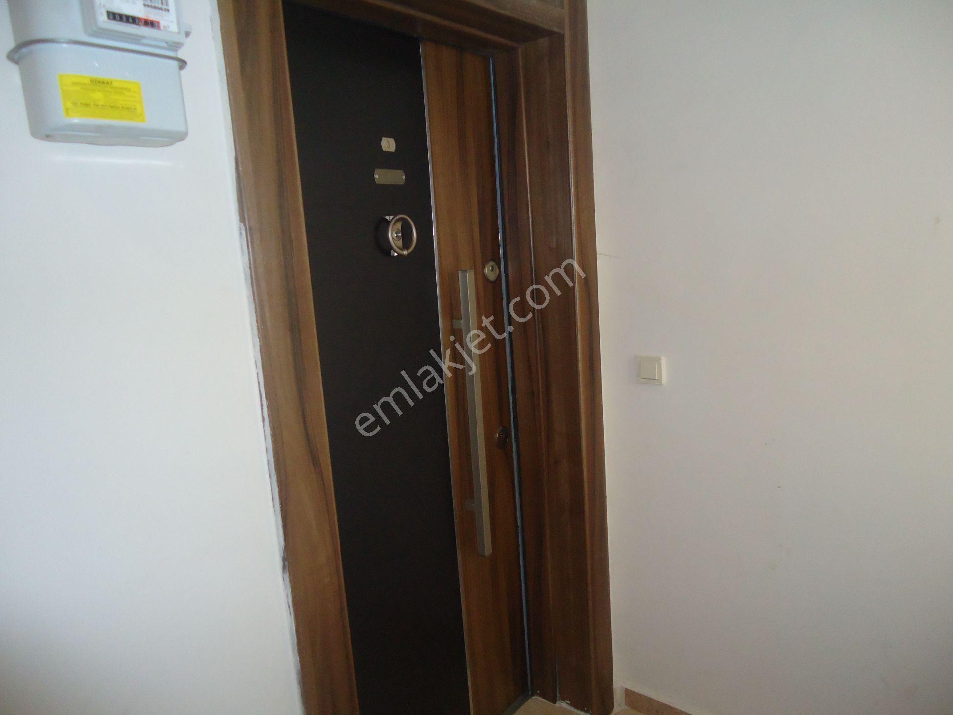 Krc'den Full Eşyalı Memur Kiracılı Satılık 2+1 Daire - Görsel 2