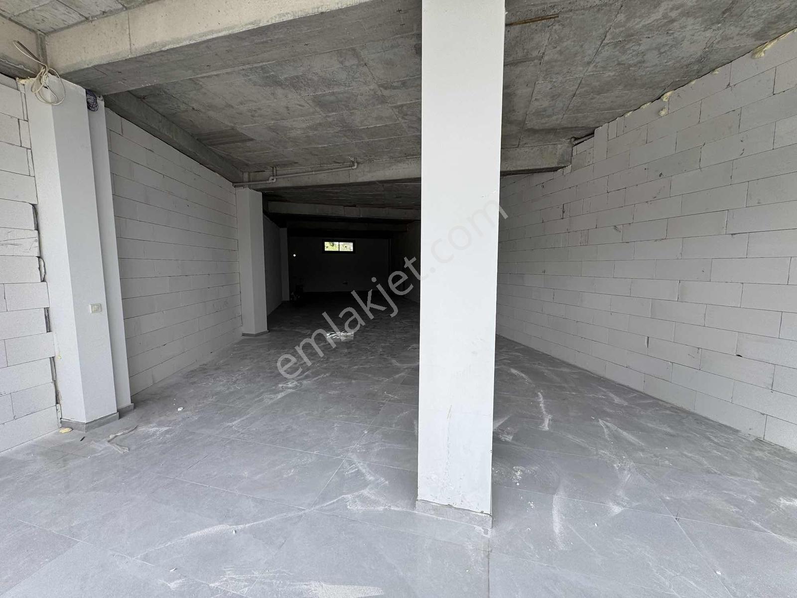Tank Meydanında Kiralık Cadde Üzeri İşyeri! - Görsel 16