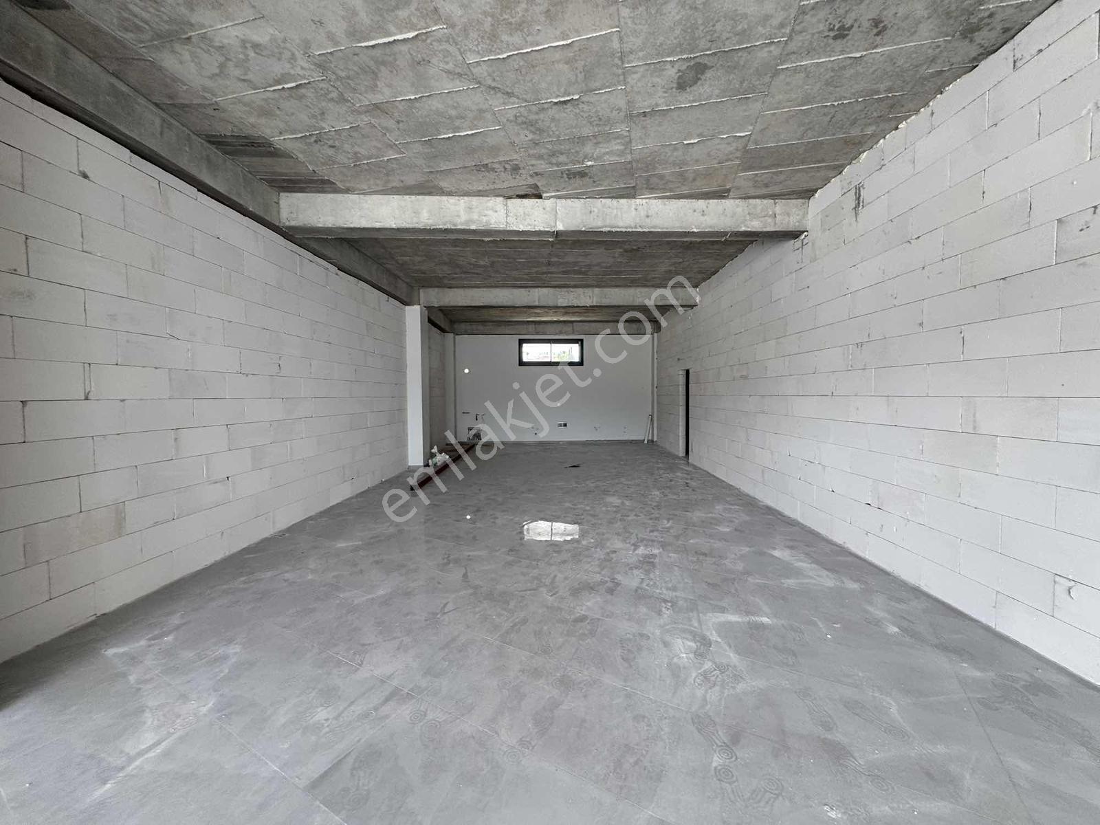 Tank Meydanında Kiralık Cadde Üzeri İşyeri! - Görsel 7