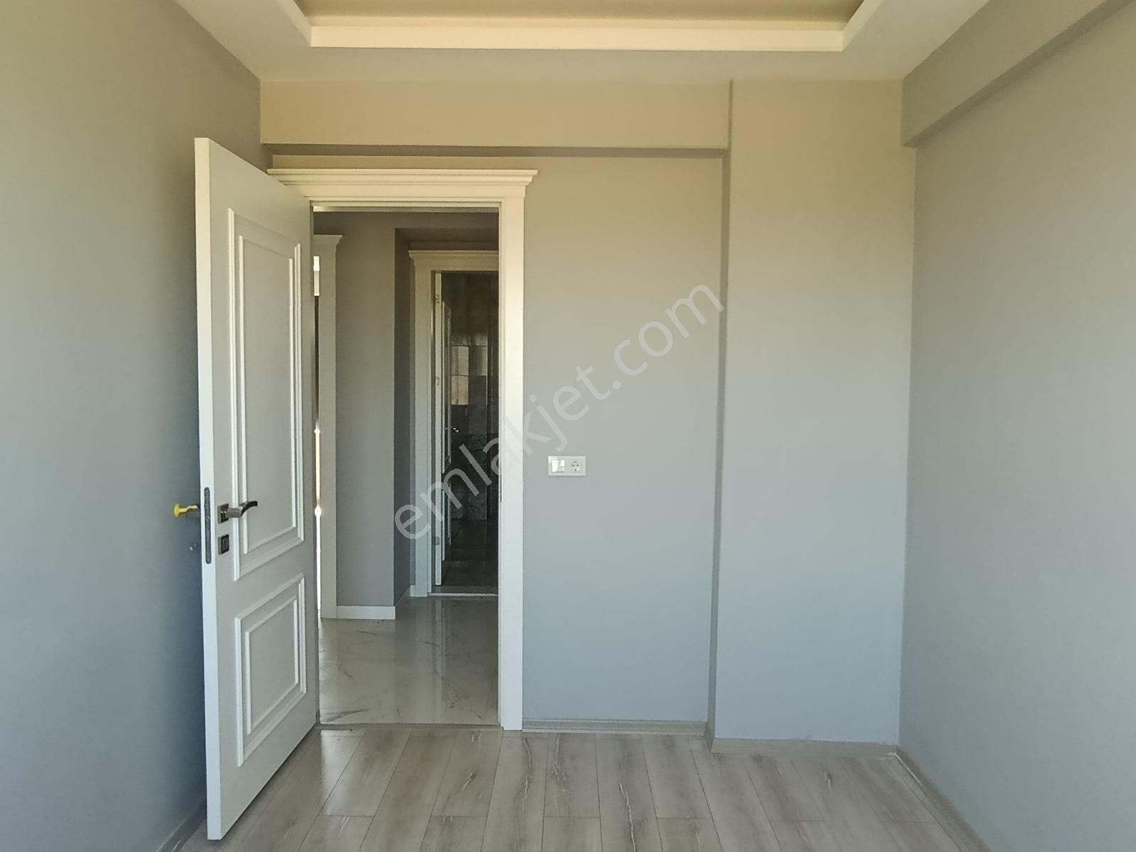 Kariyer'den Lüks Güvenlikli Site İçi Kiralık Daireler - Görsel 20