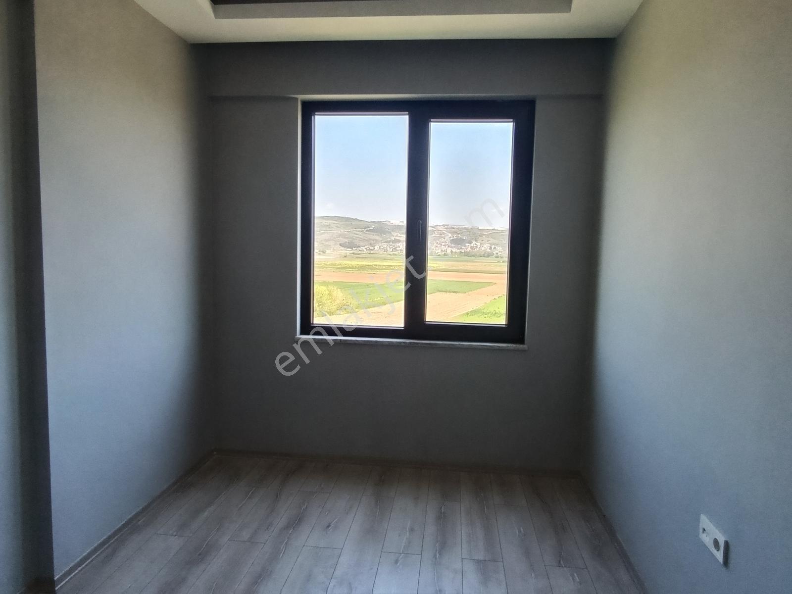 Kariyer'den Lüks Güvenlikli Site İçi Kiralık Daireler - Görsel 19