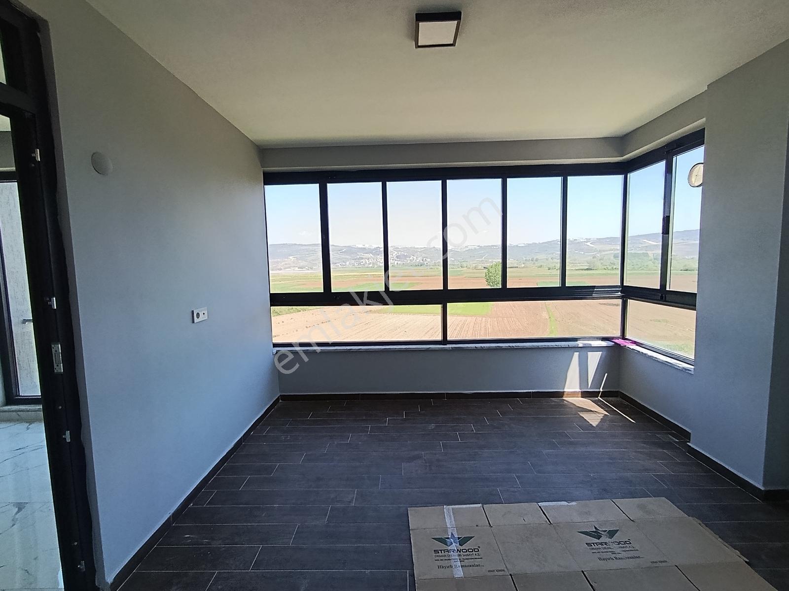 Kariyer'den Lüks Güvenlikli Site İçi Kiralık Daireler - Görsel 4