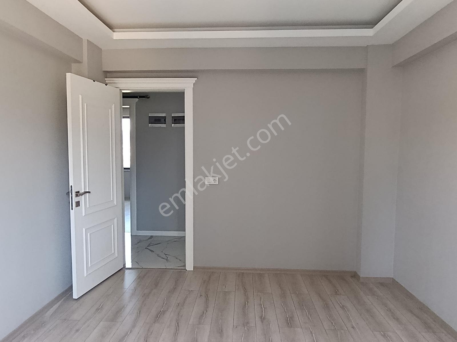 Kariyer'den Lüks Güvenlikli Site İçi Kiralık Daireler - Görsel 31