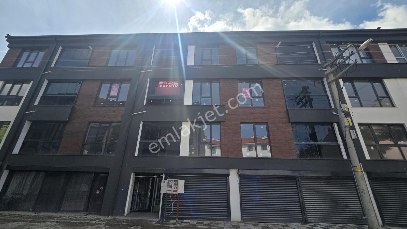 Rw Nest'ten Çamlıca Mh. Tombakzade Blv. Yakını Satılık 2+1 Daire
