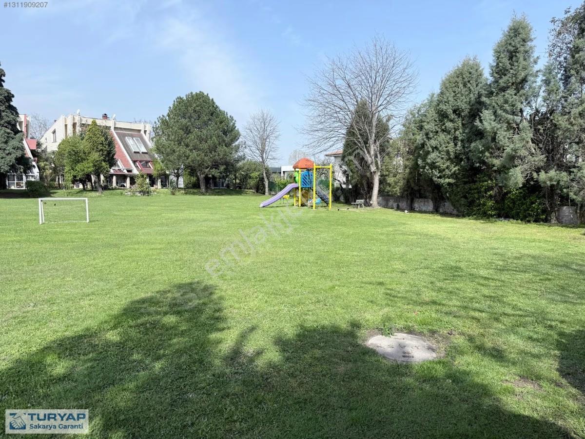 Sapanca Kırkpınar Bağdat Cad. Doktorlar Sitesi Satılık 5+1 Villa - Görsel 8