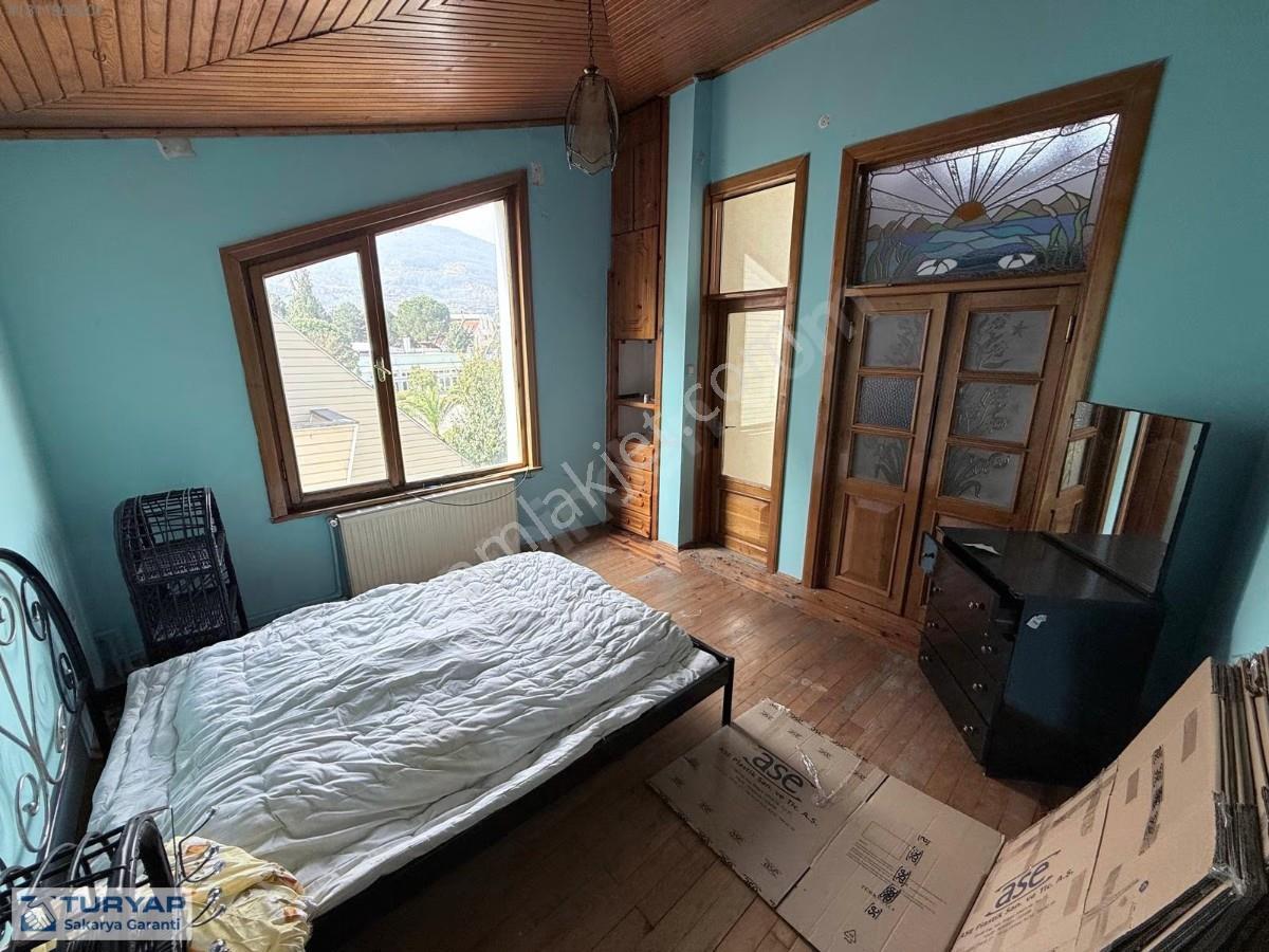 Sapanca Kırkpınar Bağdat Cad. Doktorlar Sitesi Satılık 5+1 Villa - Görsel 13