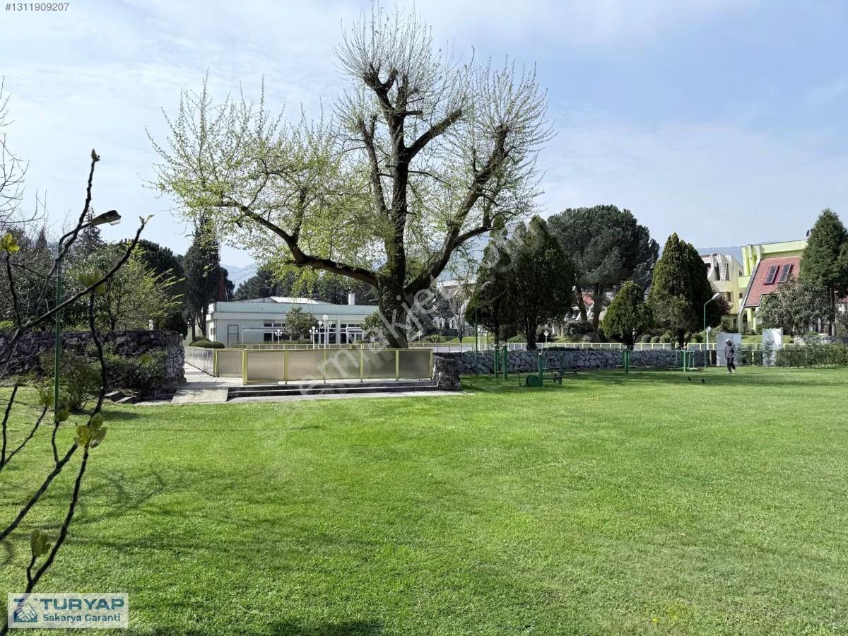 Sapanca Kırkpınar Bağdat Cad. Doktorlar Sitesi Satılık 5+1 Villa - Görsel 31