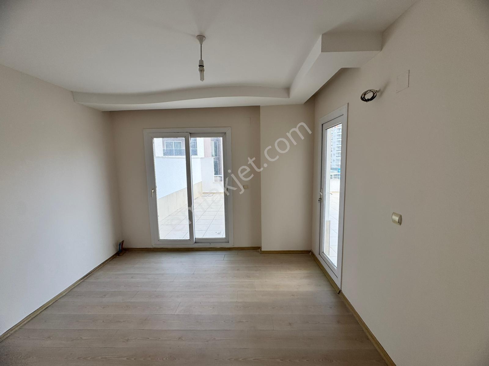 Bm''den Üniversite Caddesin'de 2+1 120m2 Teraslı Geniş Daire - Görsel 16