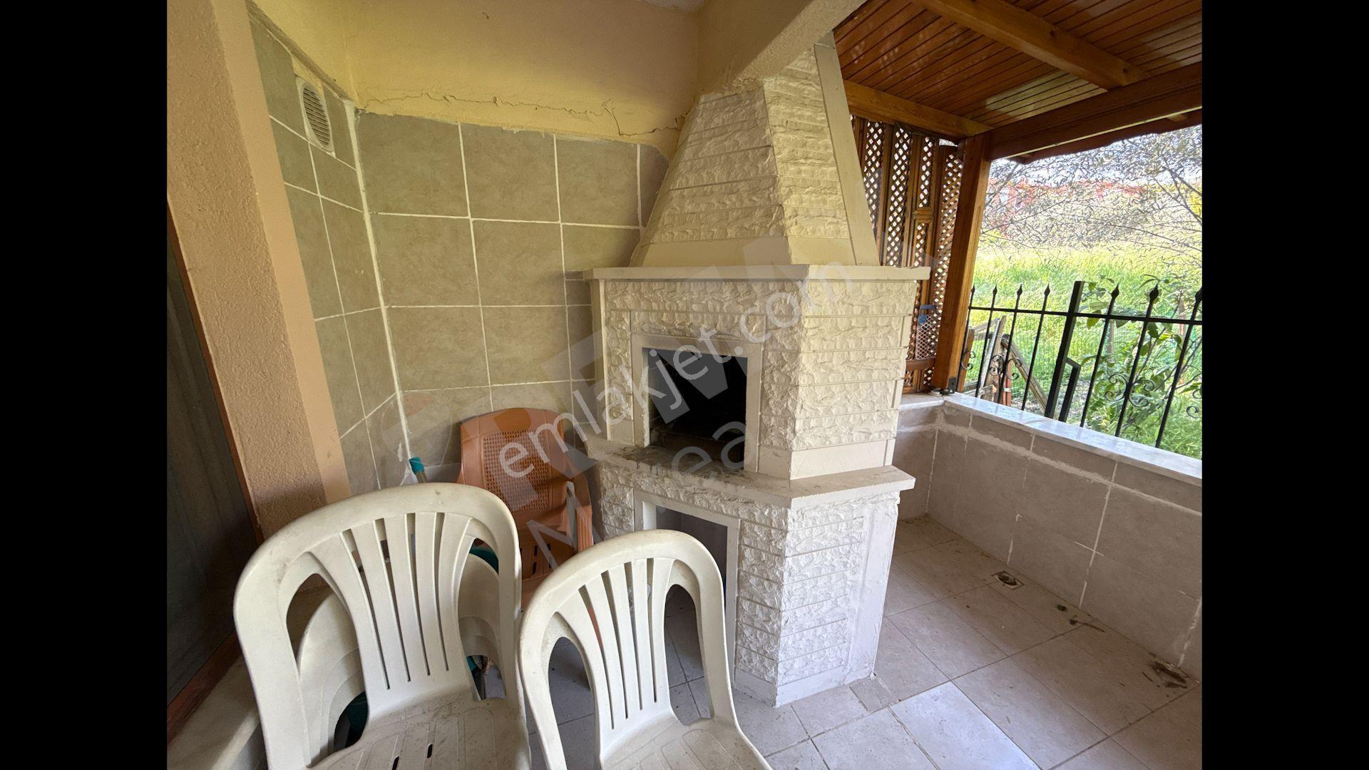 Edremit Narlıda Denize Yakın 4+1 Triplex Villa - Görsel 29