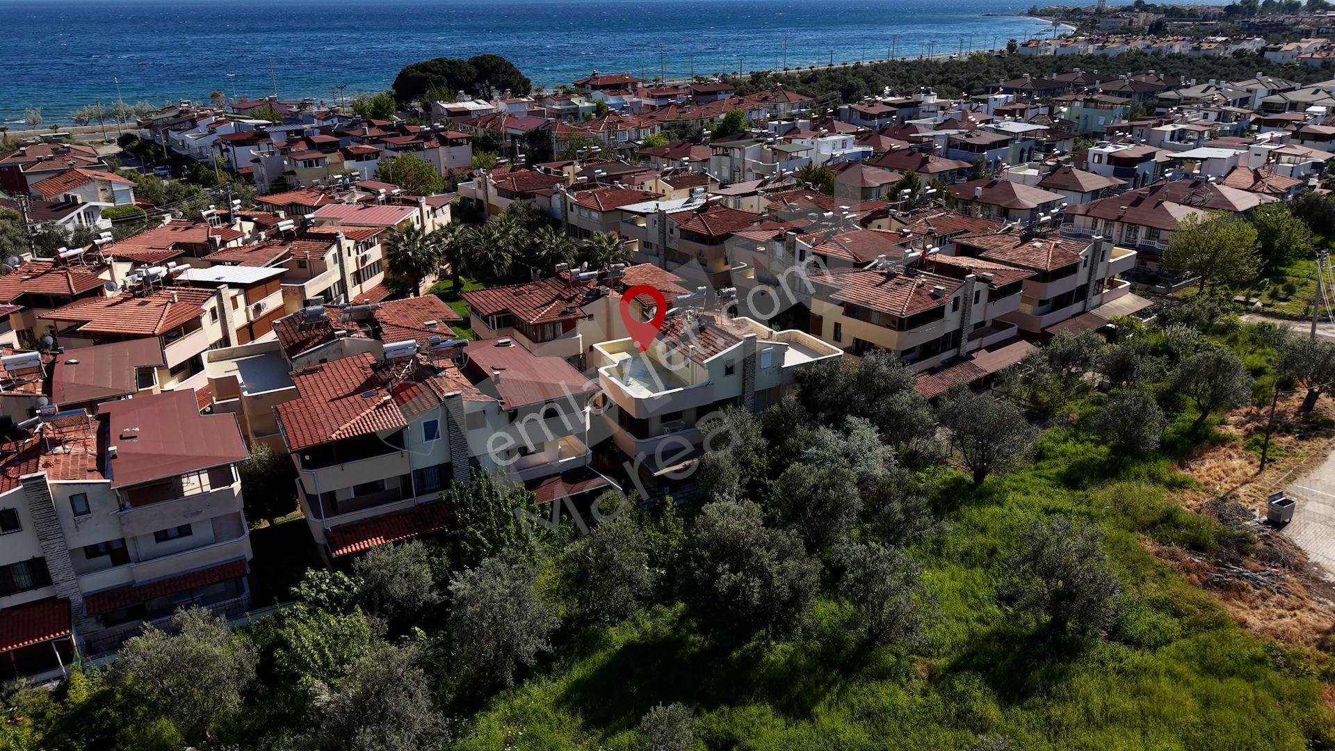 Edremit Narlıda Denize Yakın 4+1 Triplex Villa