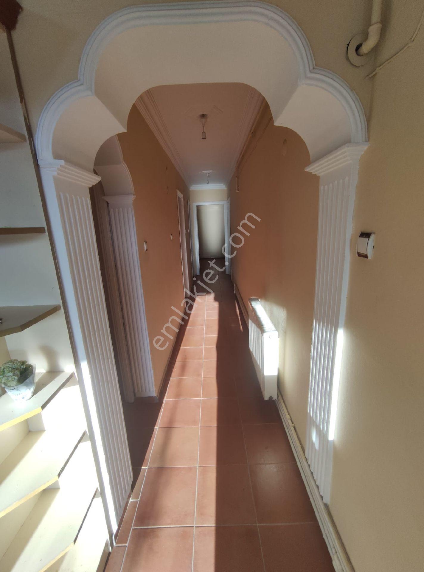 Kiralık Nazilli Yeni Mah. 3+1 155 M2 Doğalgazlı Çarşı Merkezde - Görsel 7