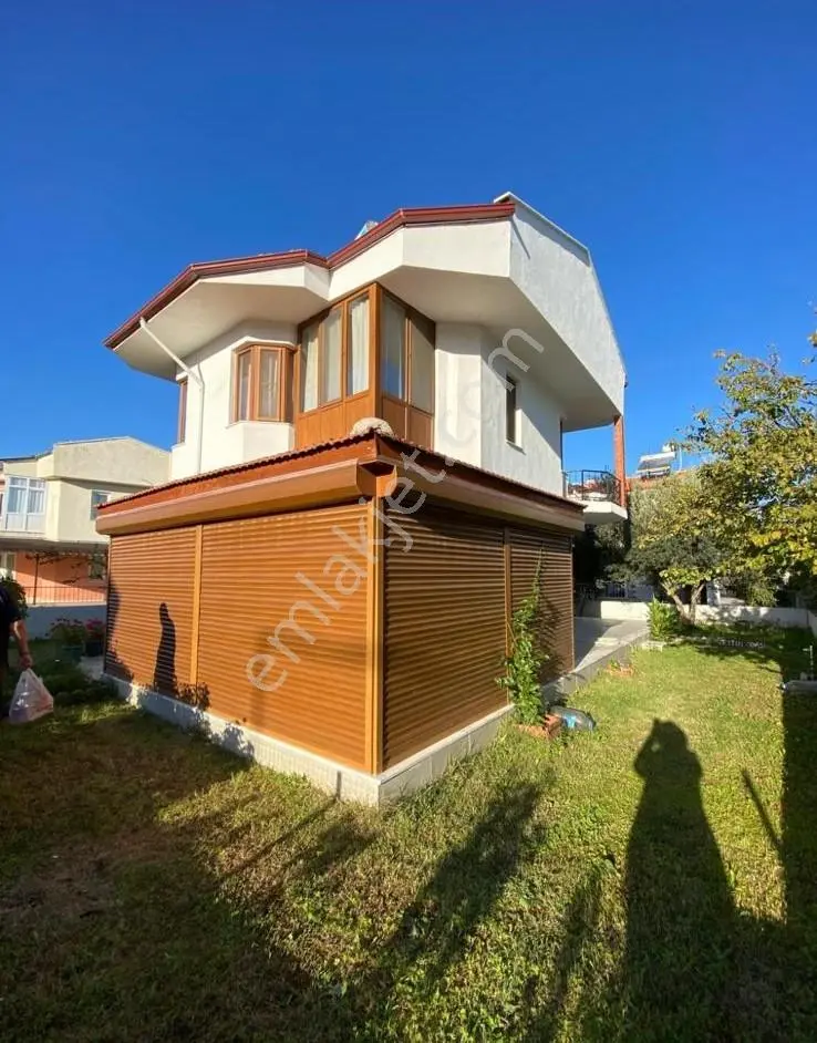 Borsem'den Salihleraltı'nda Denize 400 Metre Kiralık Villa