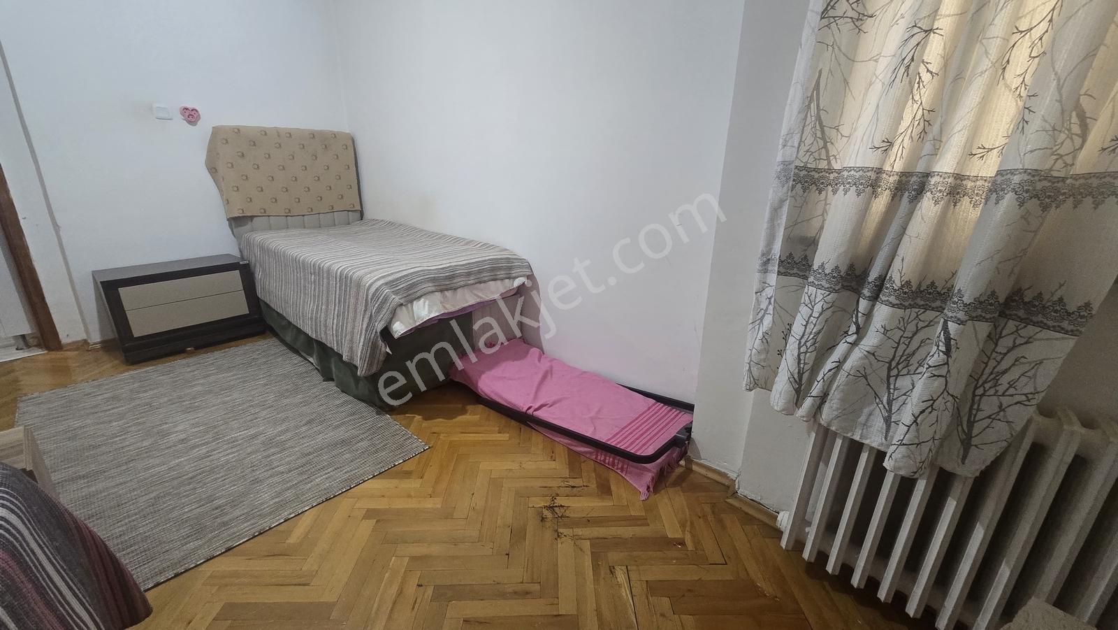 Rw Nest'ten Güllük Mahallesi Balkan Cad. Bakımlı 3+1 Satılık - Görsel 17