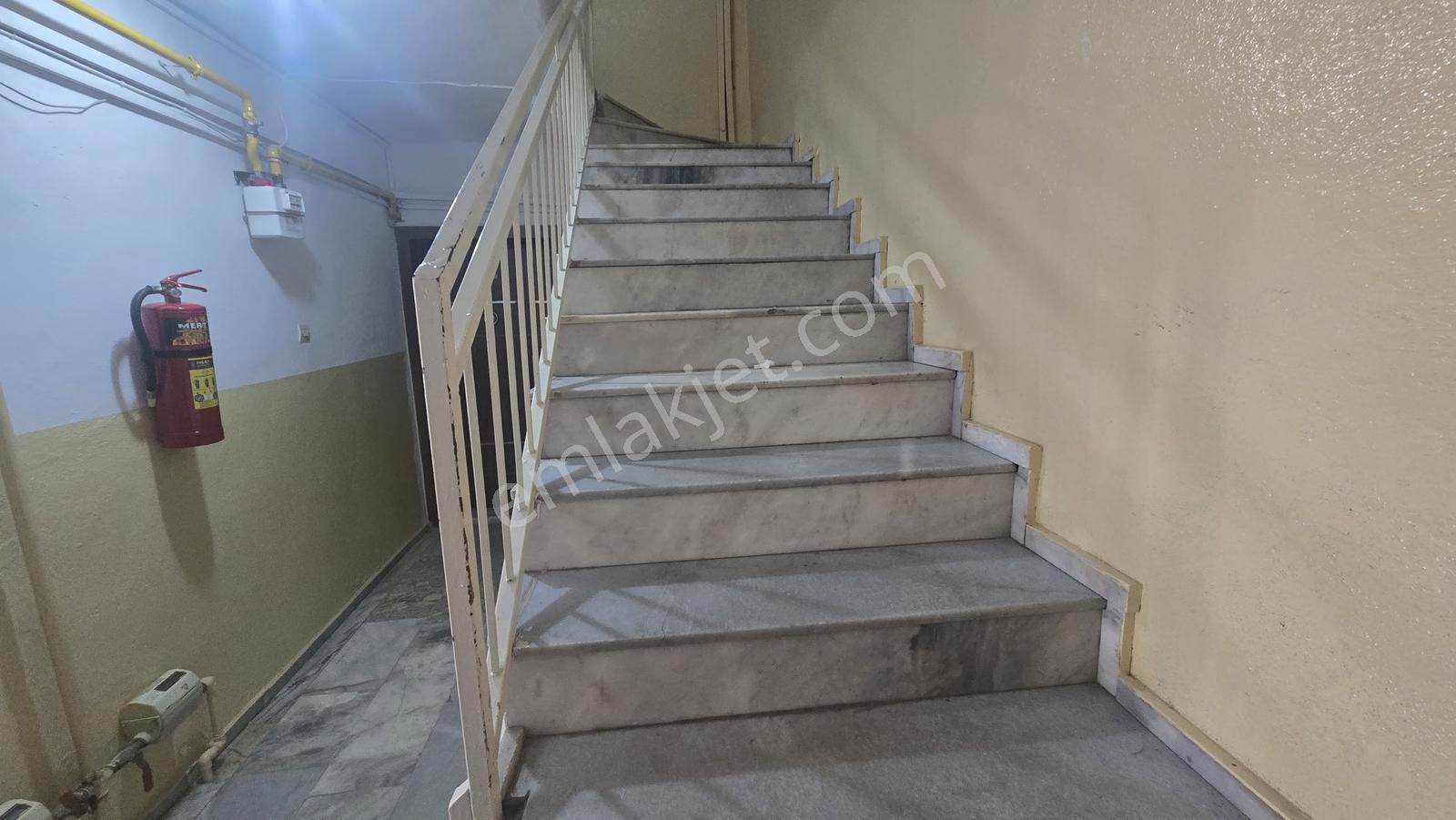 Rw Nest'ten Güllük Mahallesi Balkan Cad. Bakımlı 3+1 Satılık - Görsel 21