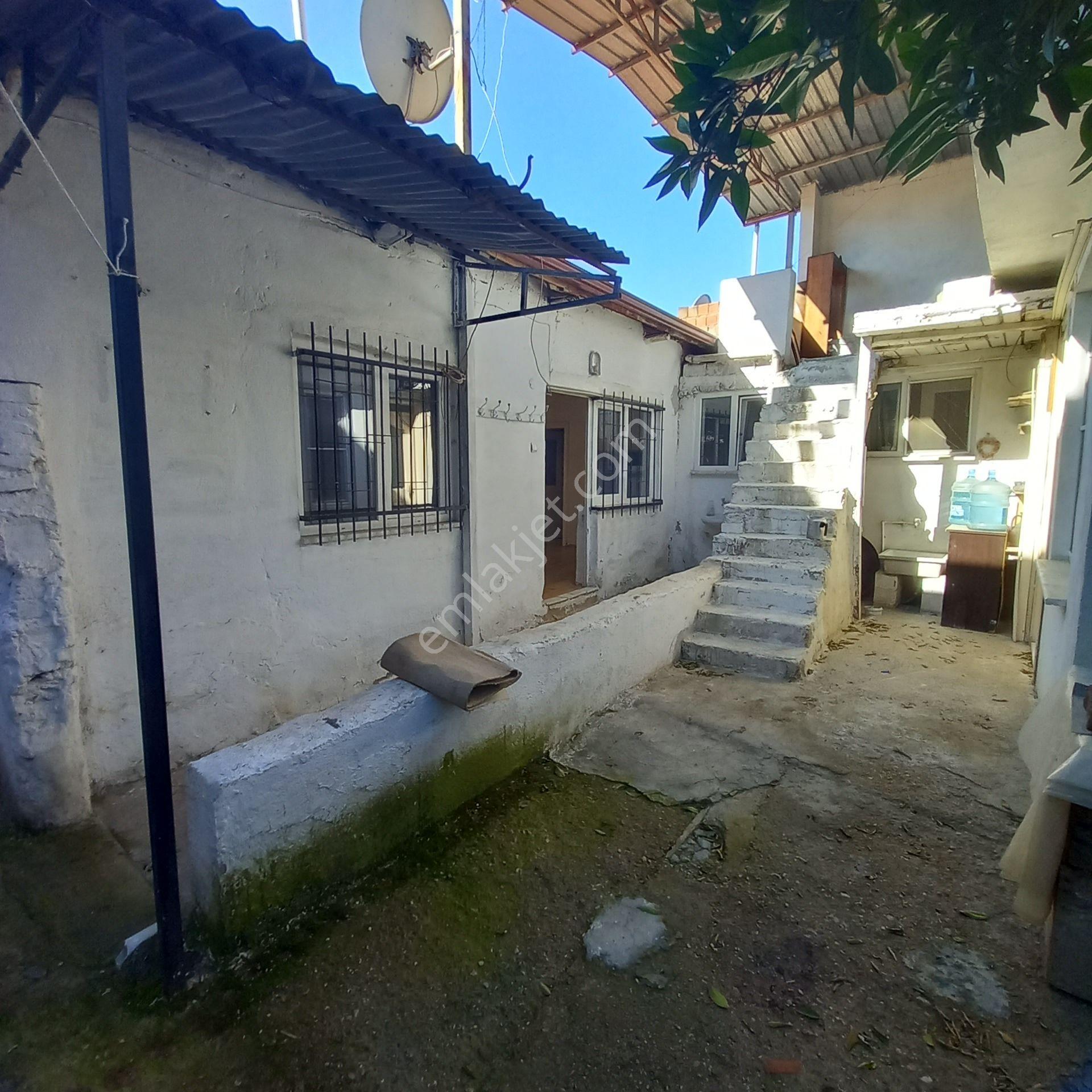 Dönertaş Emlaktan Merkezde Kiralık Sobalı Müstakil Ev - Görsel 31