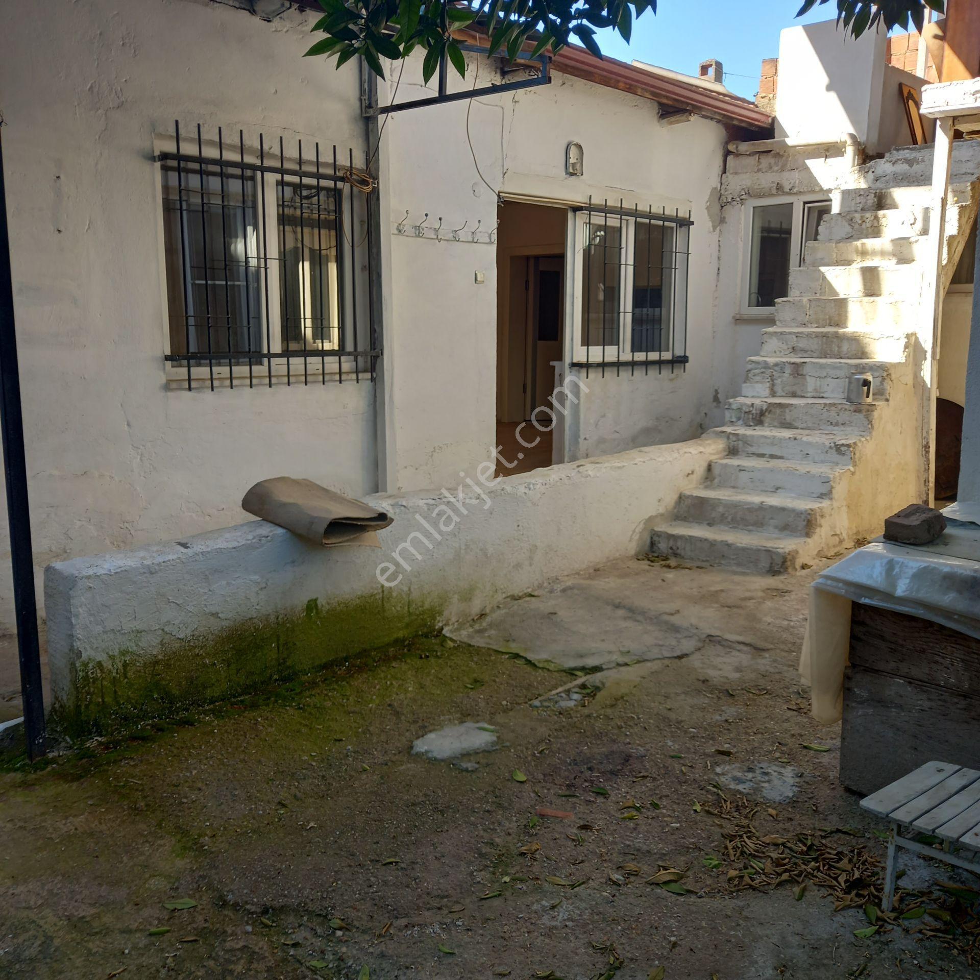Dönertaş Emlaktan Merkezde Kiralık Sobalı Müstakil Ev - Görsel 10