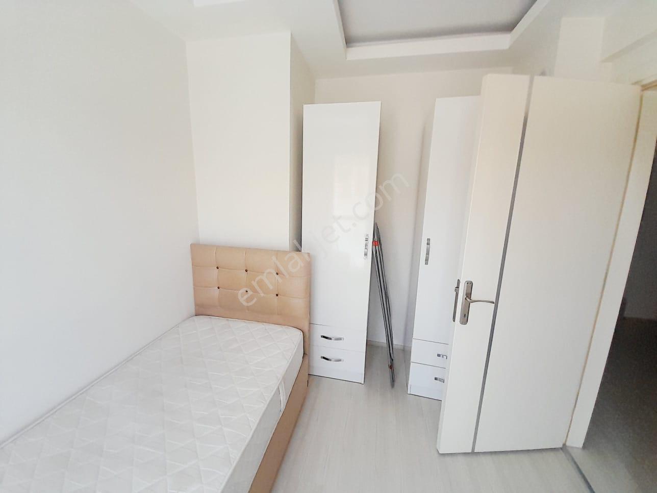 Kaan Gayrimenkulden Kınıklı Kampüste 1+1 Eşyalı Apart - Görsel 10