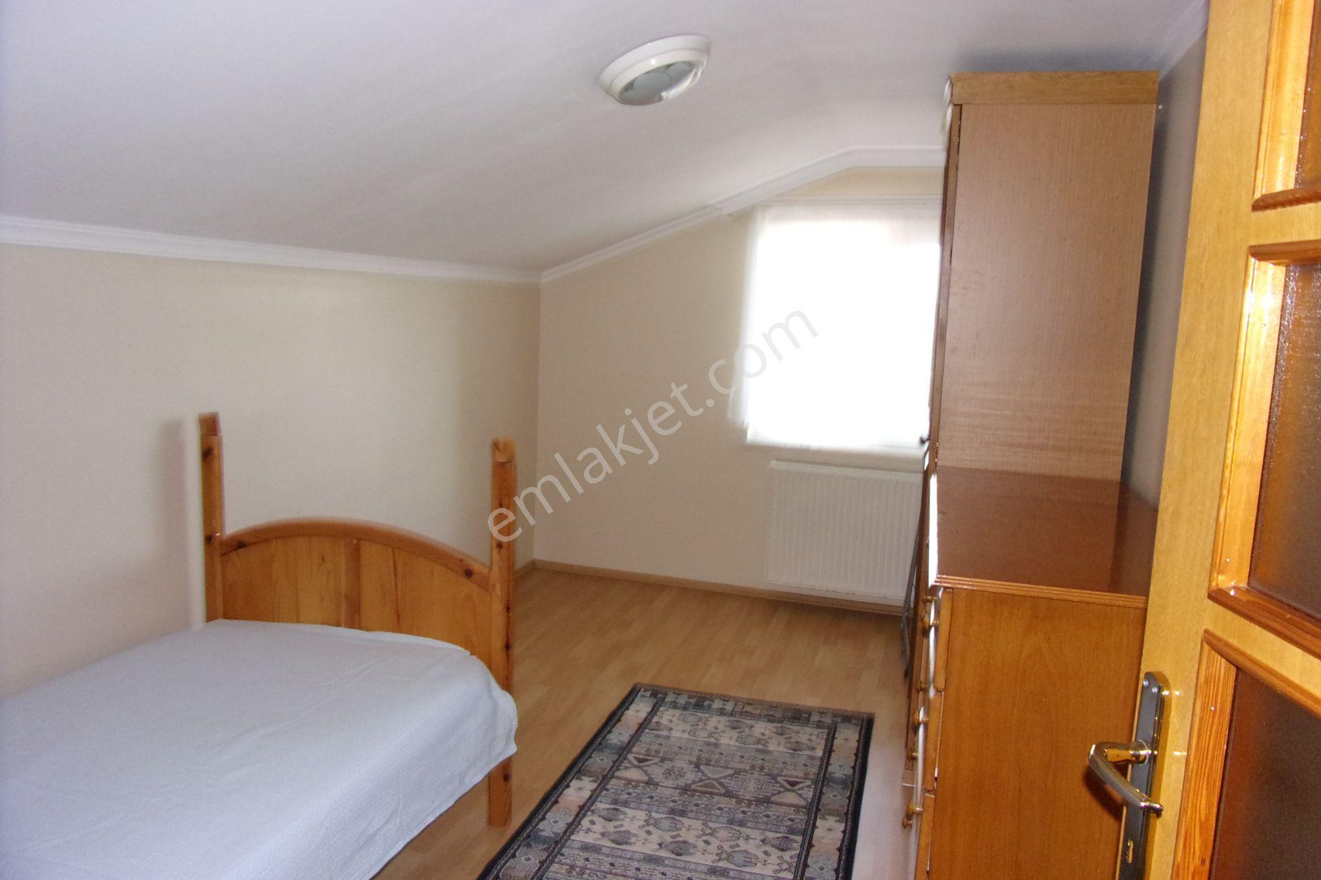 Sarıyer Hacıosman Metrosuna Çok Yakın 3+1 130 Metrekare Eşyaklı Kiralık Daire - Görsel 25