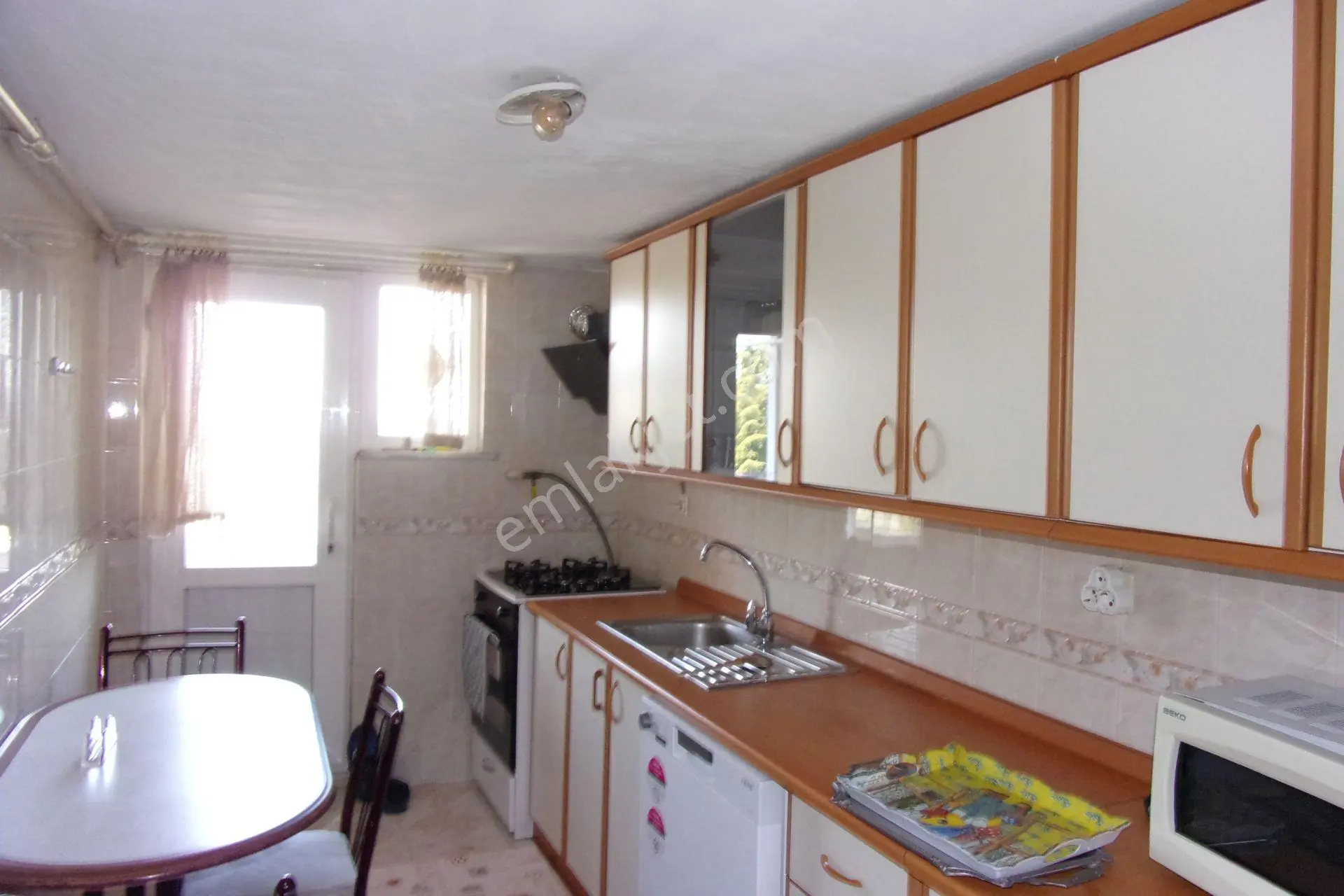 Sarıyer Hacıosman Metrosuna Çok Yakın 3+1 130 Metrekare Eşyaklı Kiralık Daire - Görsel 5