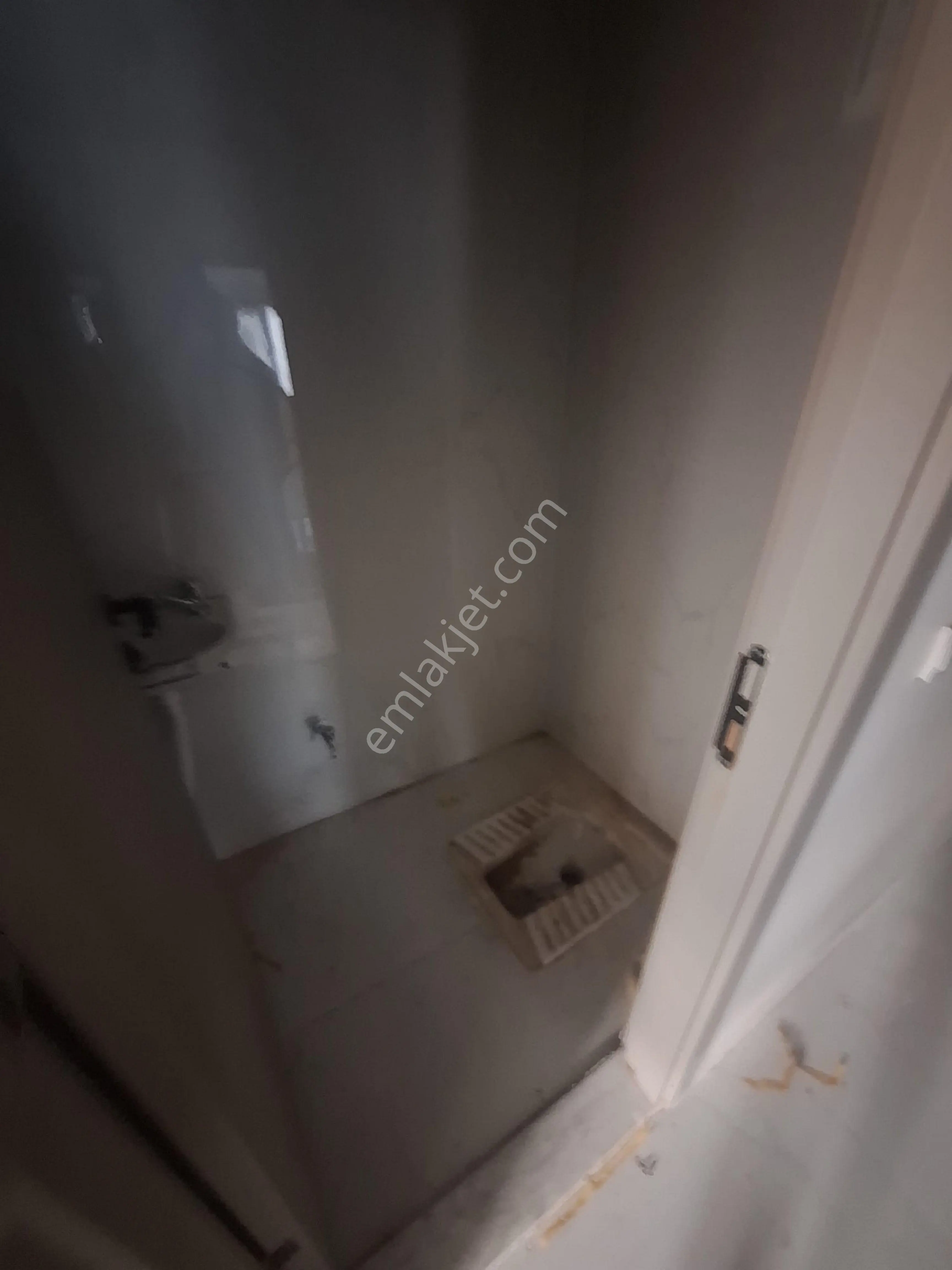 Merkez’de Metrobüse 2 Dakika 3+1 Sıfır 125m2 Kiralık Ara Kat Daire - Görsel 4