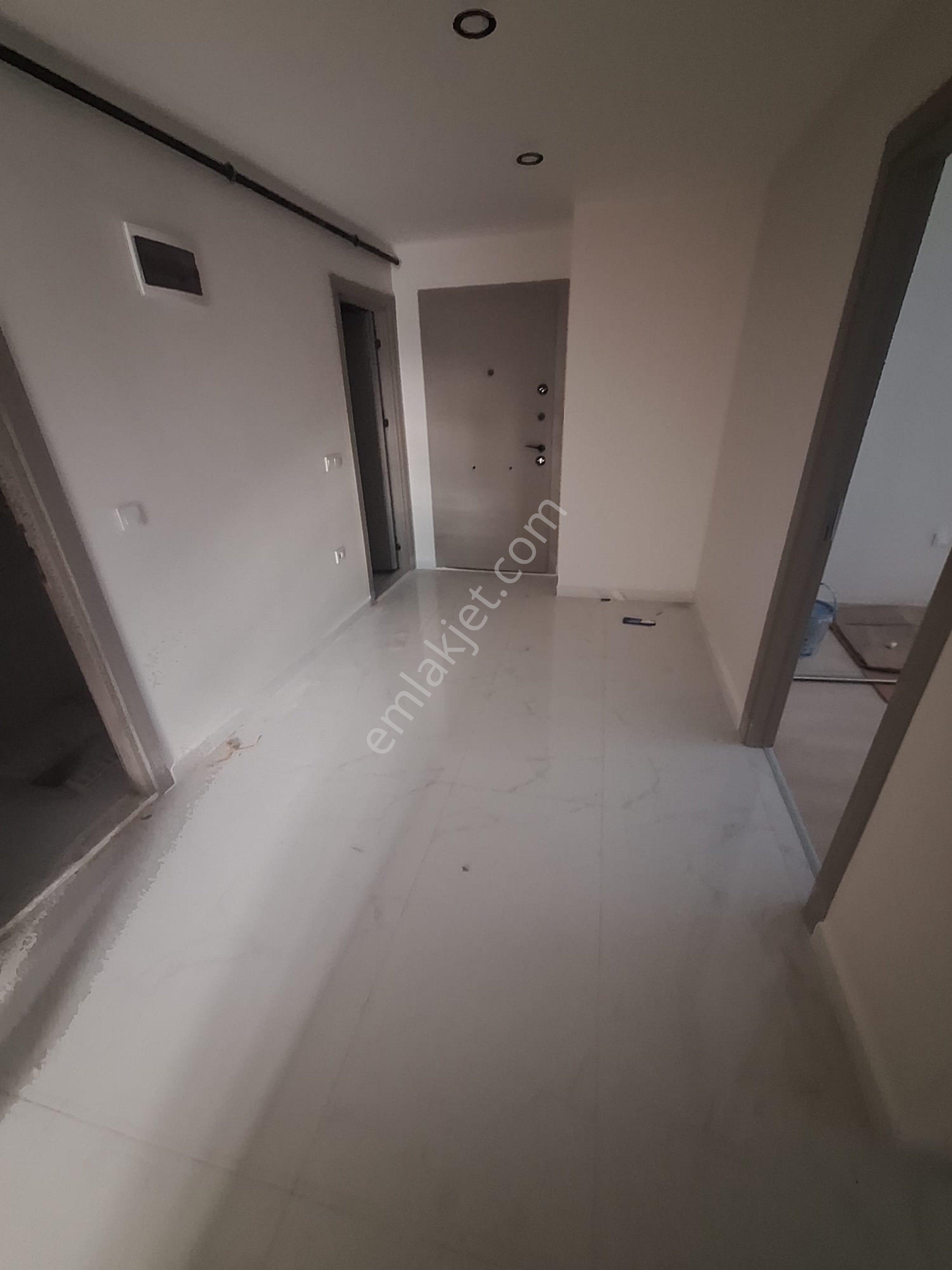 Merkez’de Metrobüse 2 Dakika 3+1 Sıfır 125m2 Kiralık Ara Kat Daire - Görsel 6