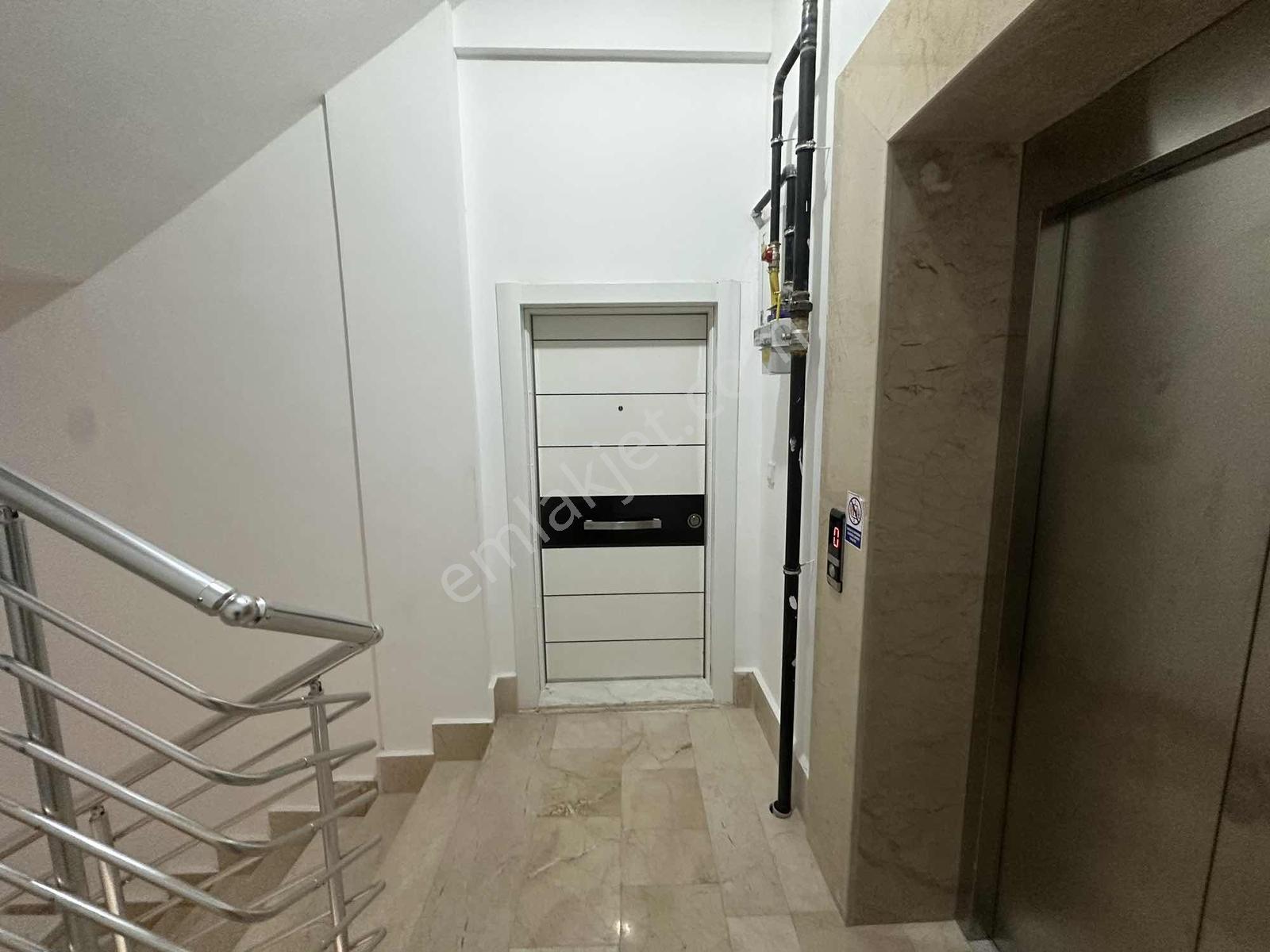 15 Temmuz Mahallesinde Yüksek Giriş 90 M² 2+1 Satılık Daire - Görsel 14