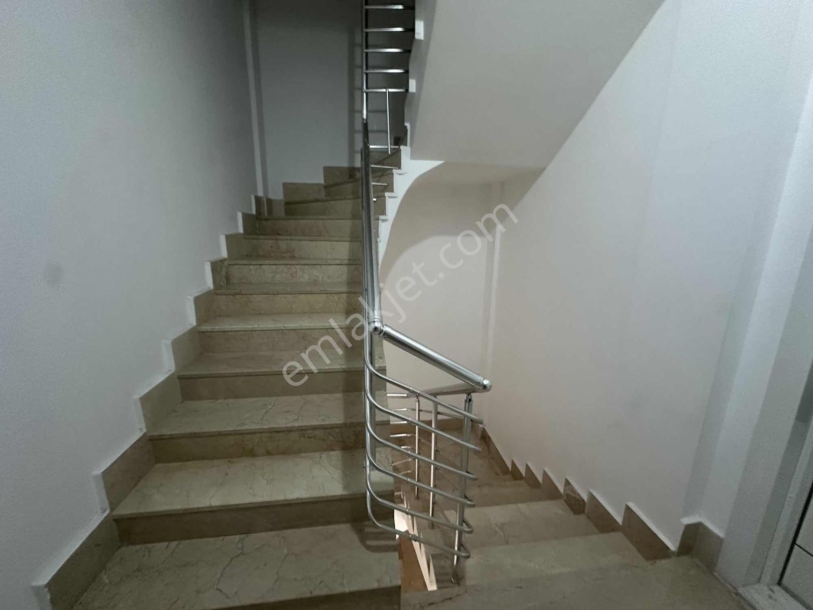 15 Temmuz Mahallesinde Yüksek Giriş 90 M² 2+1 Satılık Daire - Görsel 23