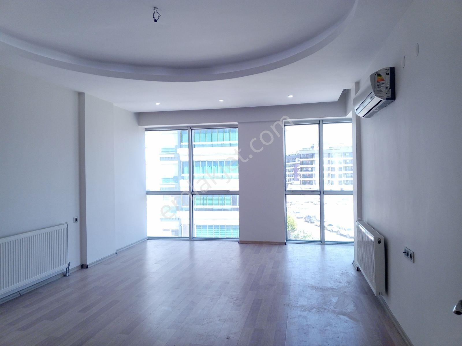 Hastane & Adliye Dibinde!160m²/3+1 Nezih-havuzlu Sitede Kiralık - Görsel 2